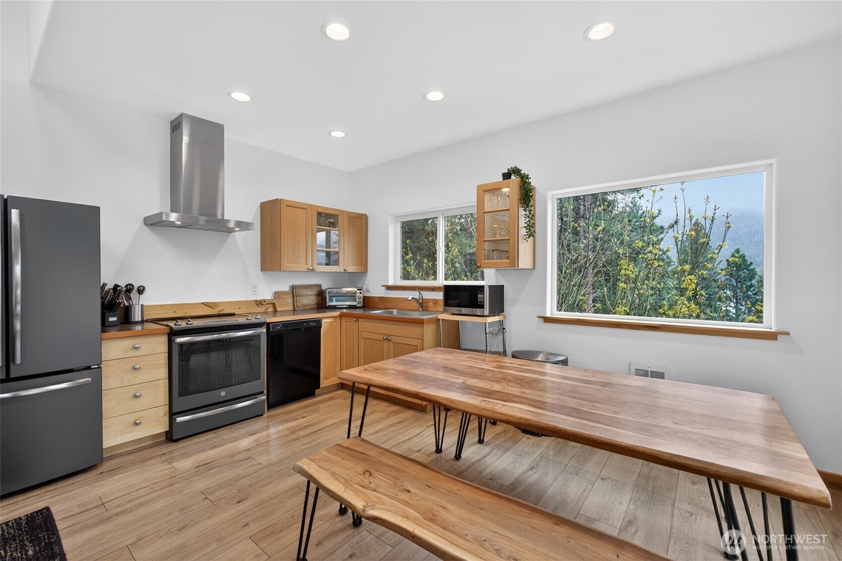 23119 Lake Wenatchee Hwy