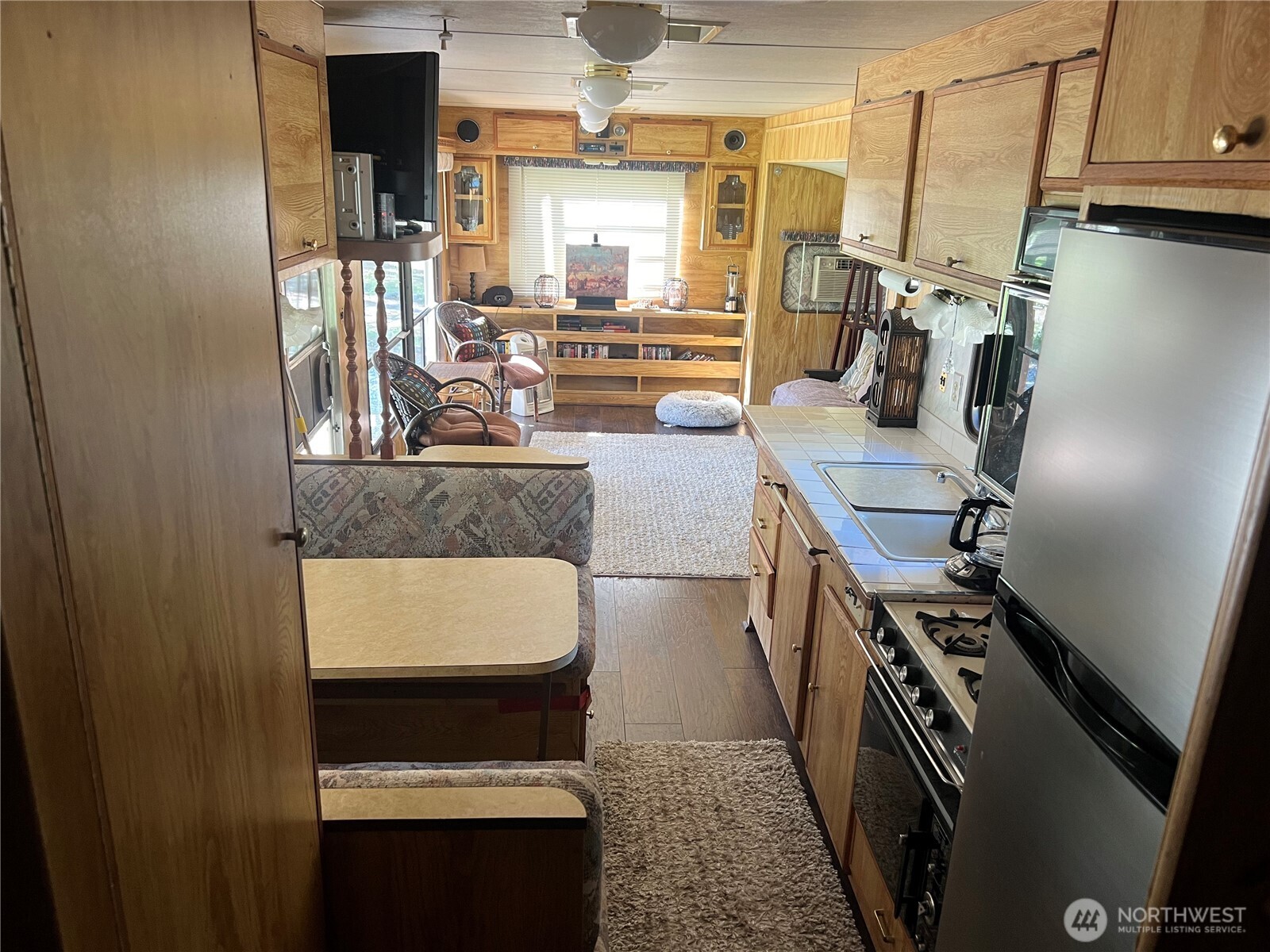 18796 Fir Loop Road