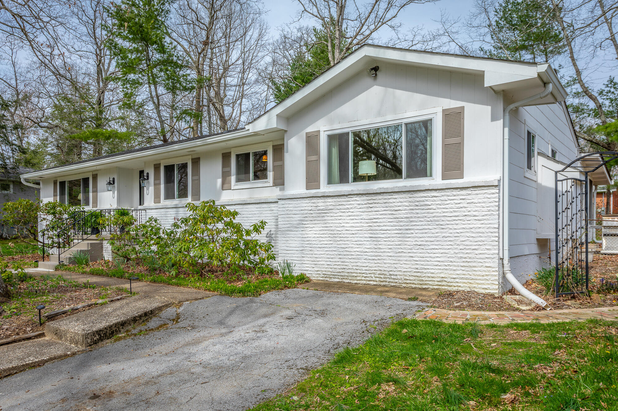 705 Danbury Drive
