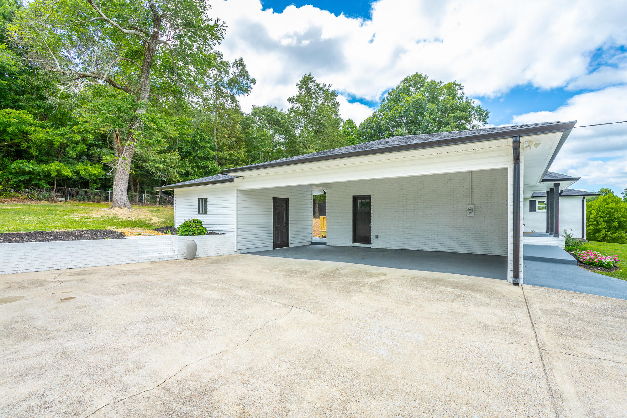 2005 Davis Ridge Road