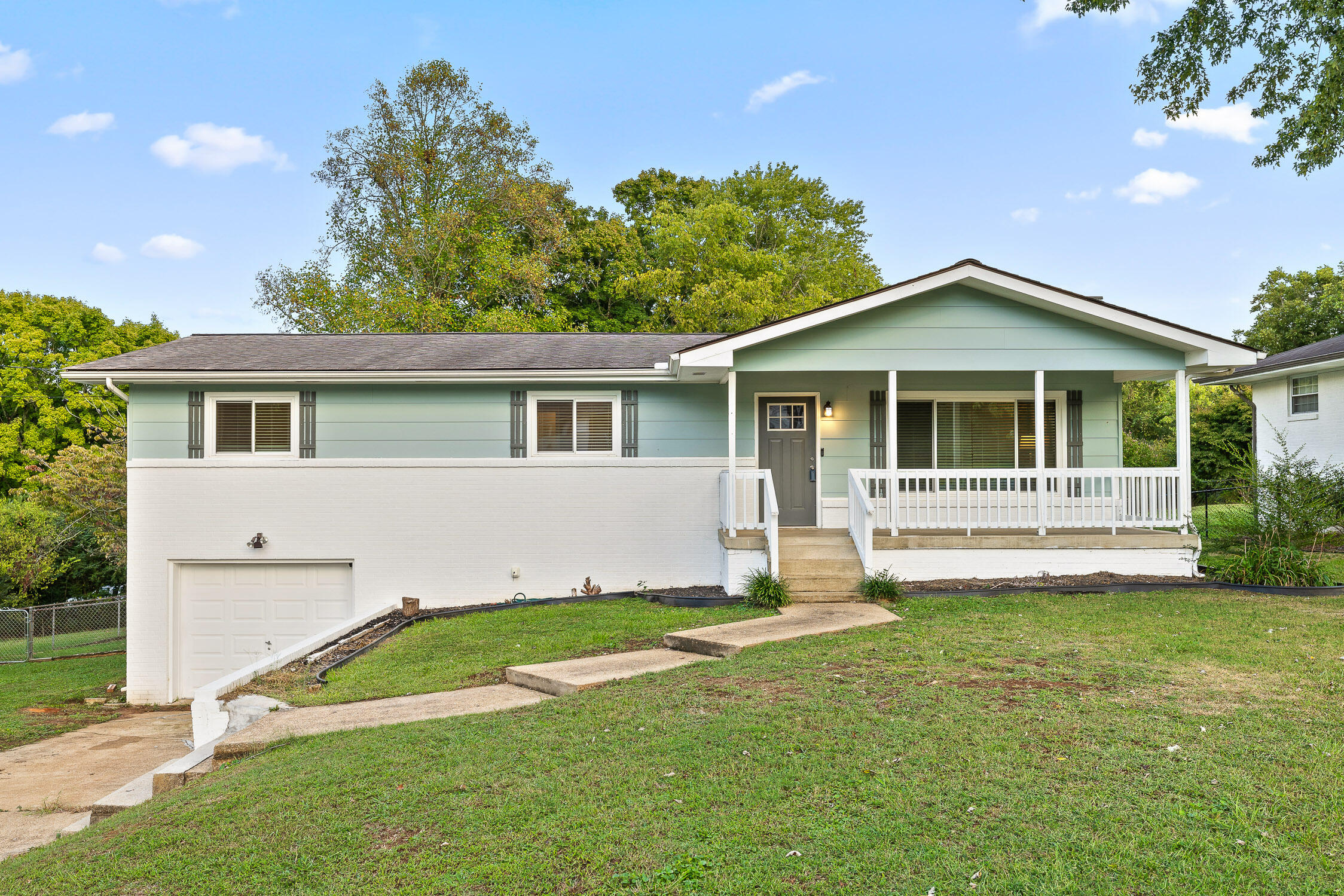 3342 Roberts Road