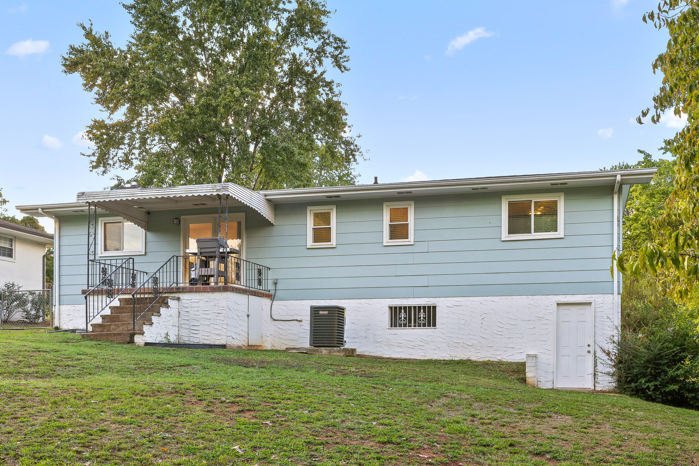 3342 Roberts Road