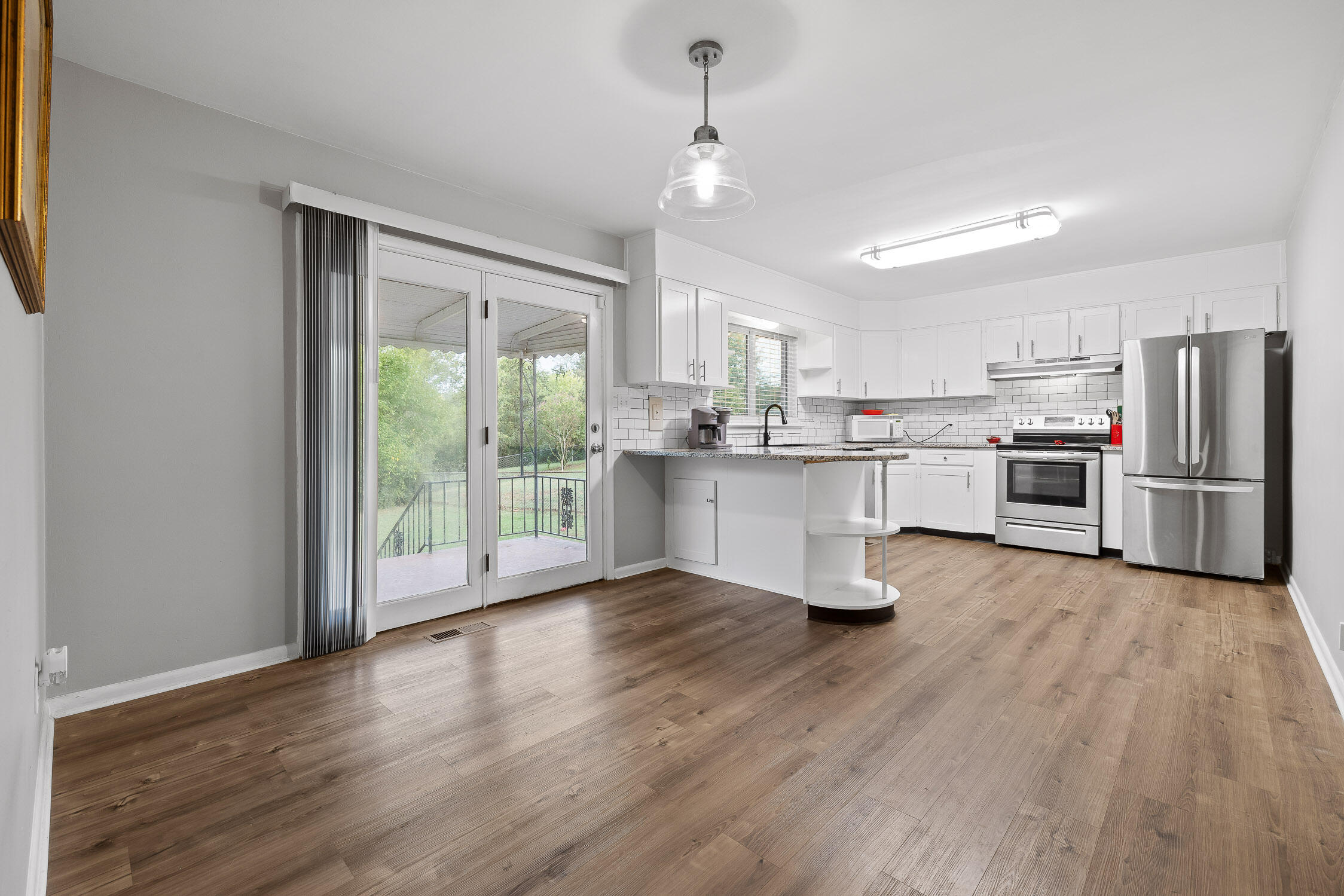 3342 Roberts Road