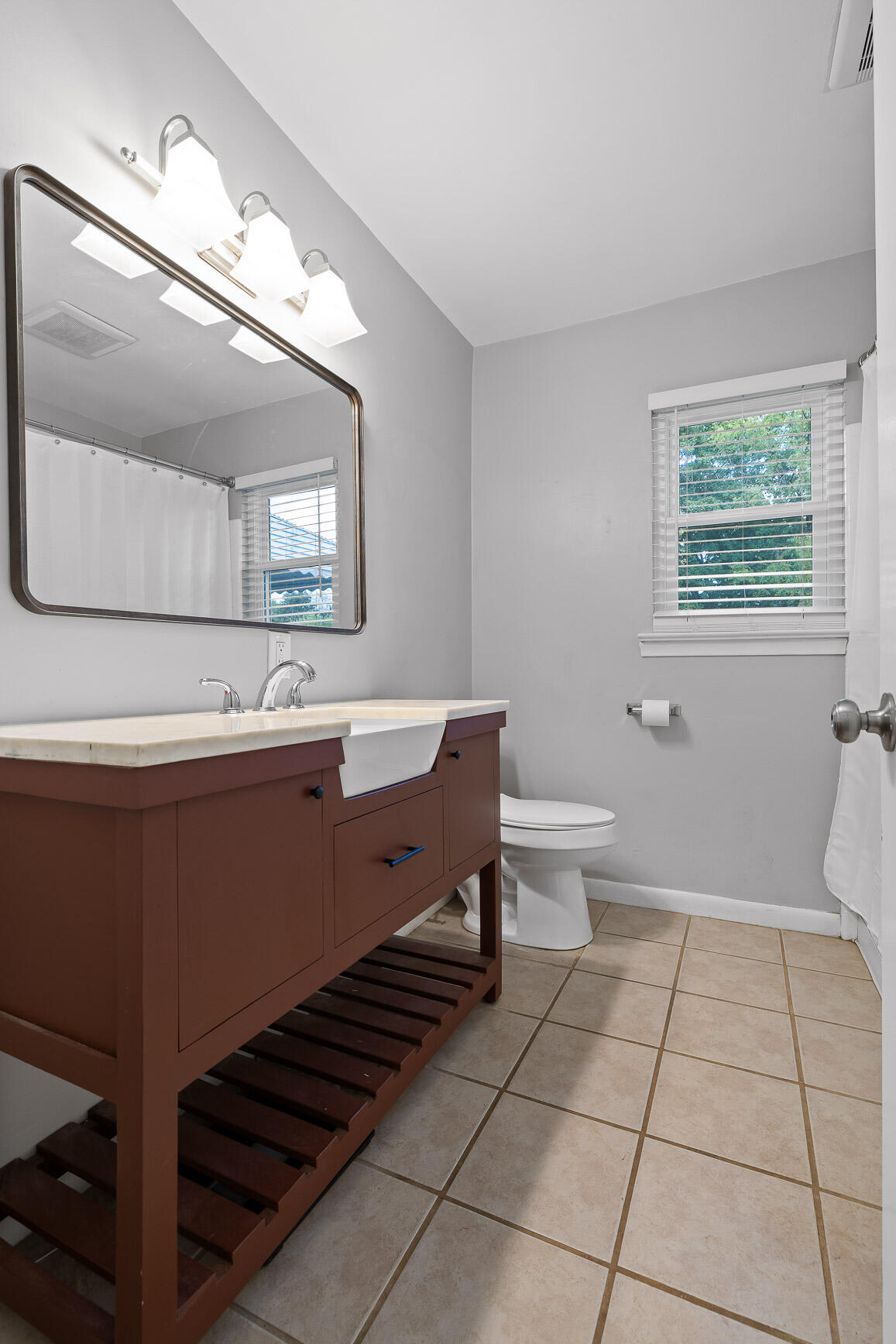 3342 Roberts Road