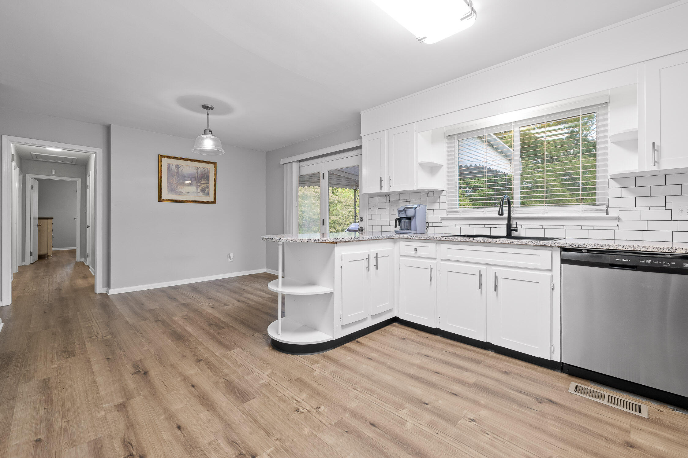 3342 Roberts Road