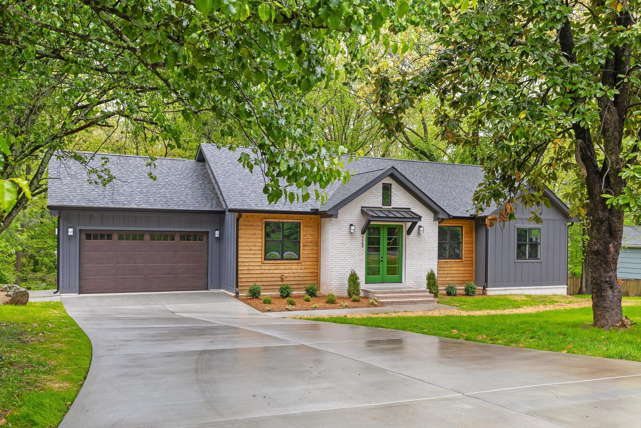 723 Texas Avenue