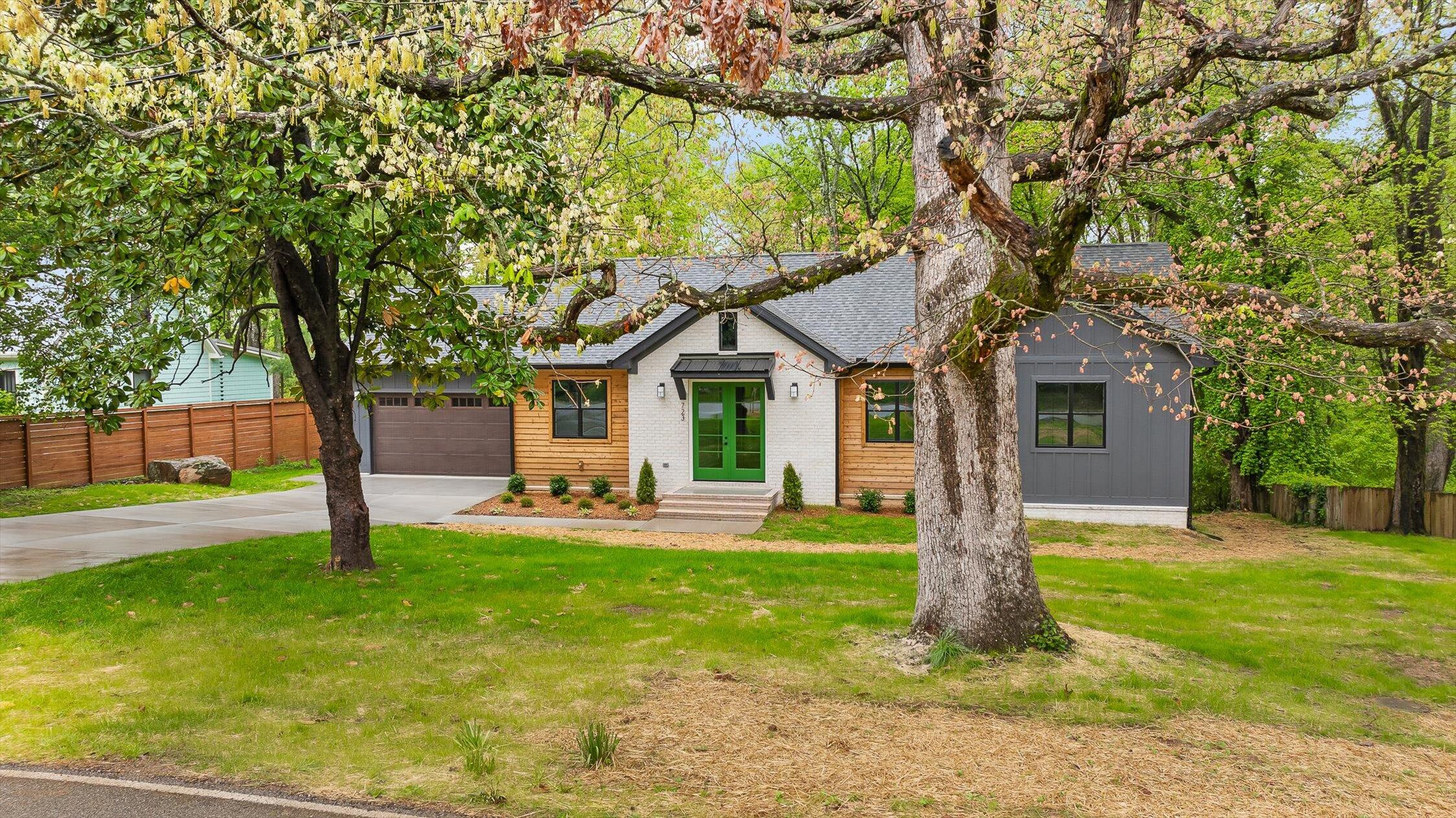 723 Texas Avenue