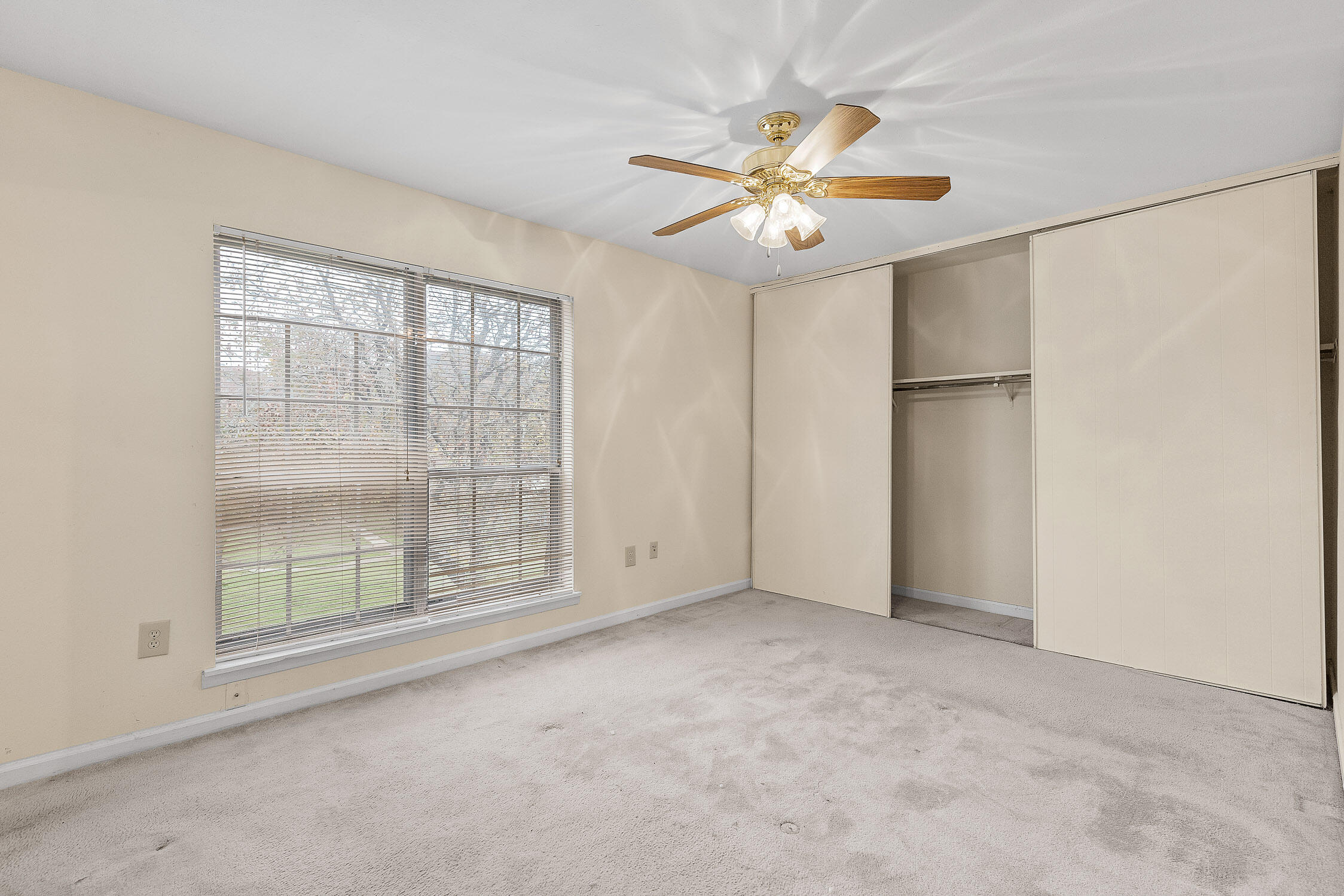 900 Mountain Creek Road, P235