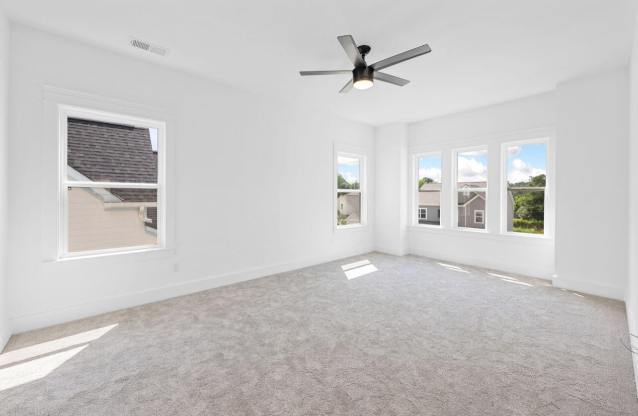 8340 Snowdrop Way