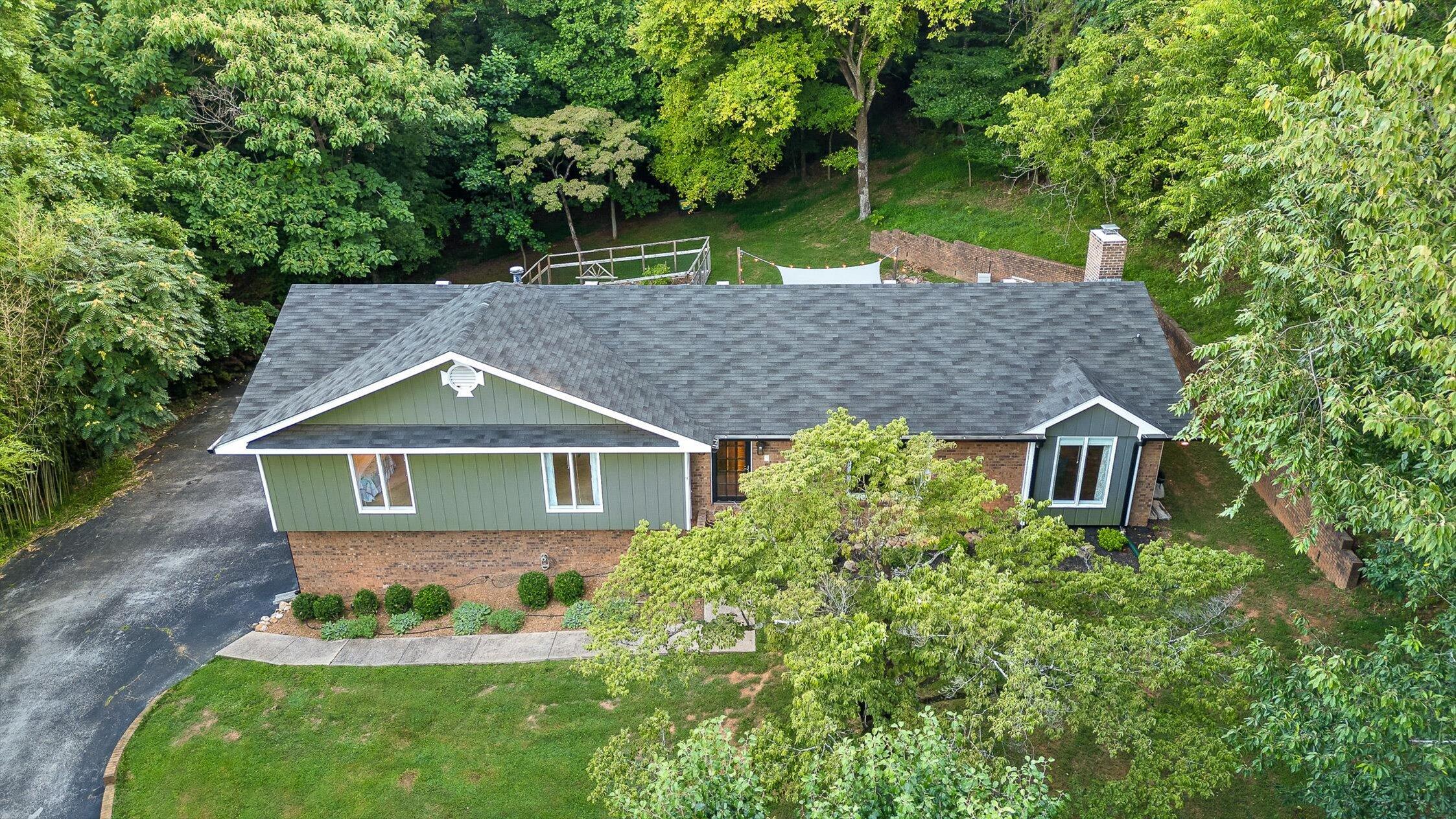 1744 Colonial Shores Drive