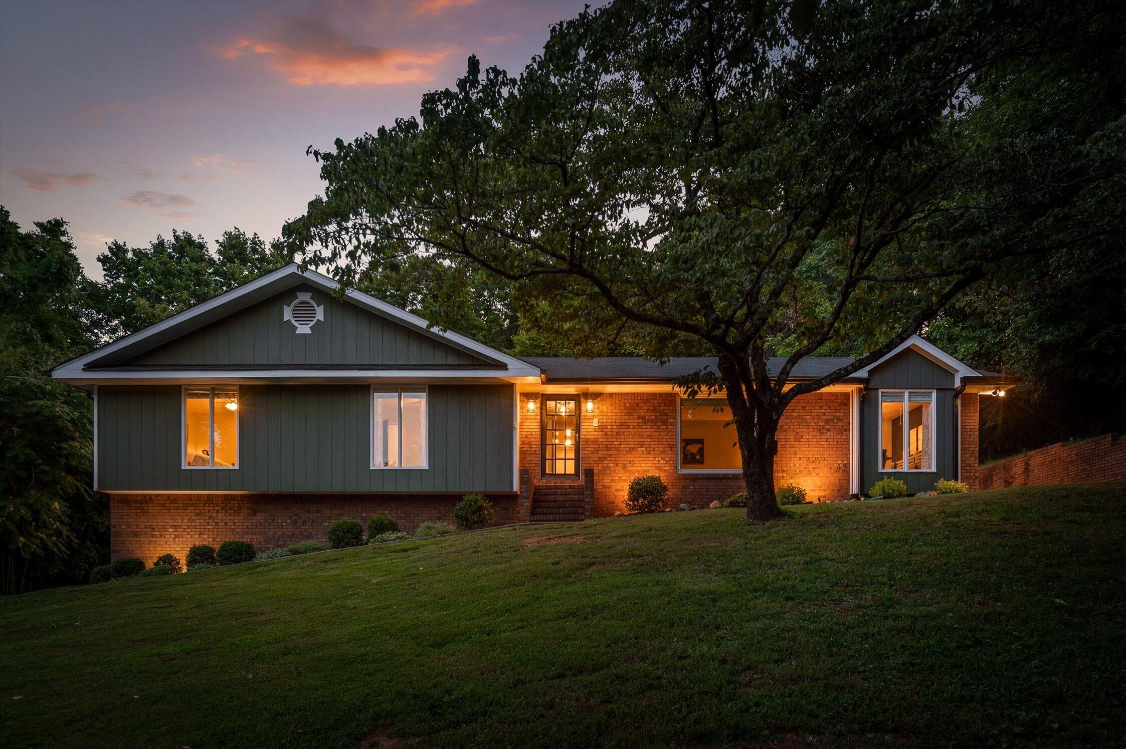 1744 Colonial Shores Drive