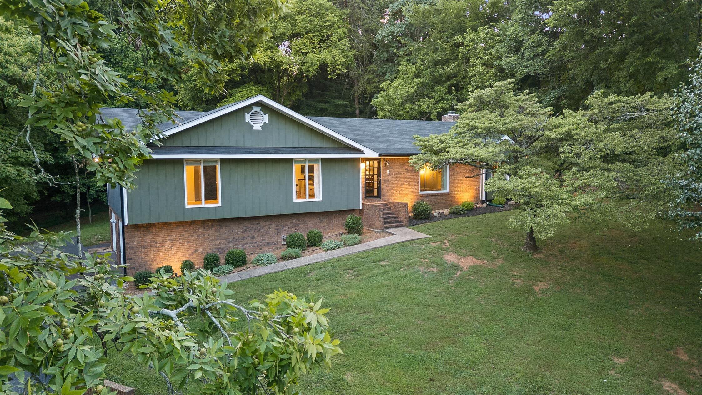 1744 Colonial Shores Drive