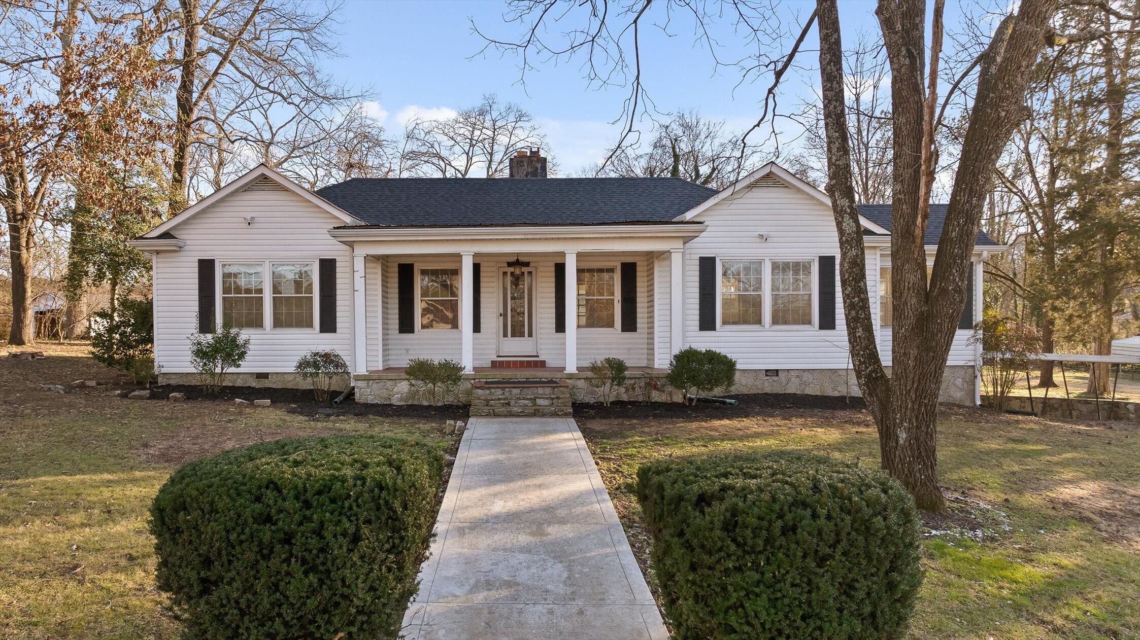 4120 Bonny Oaks Drive