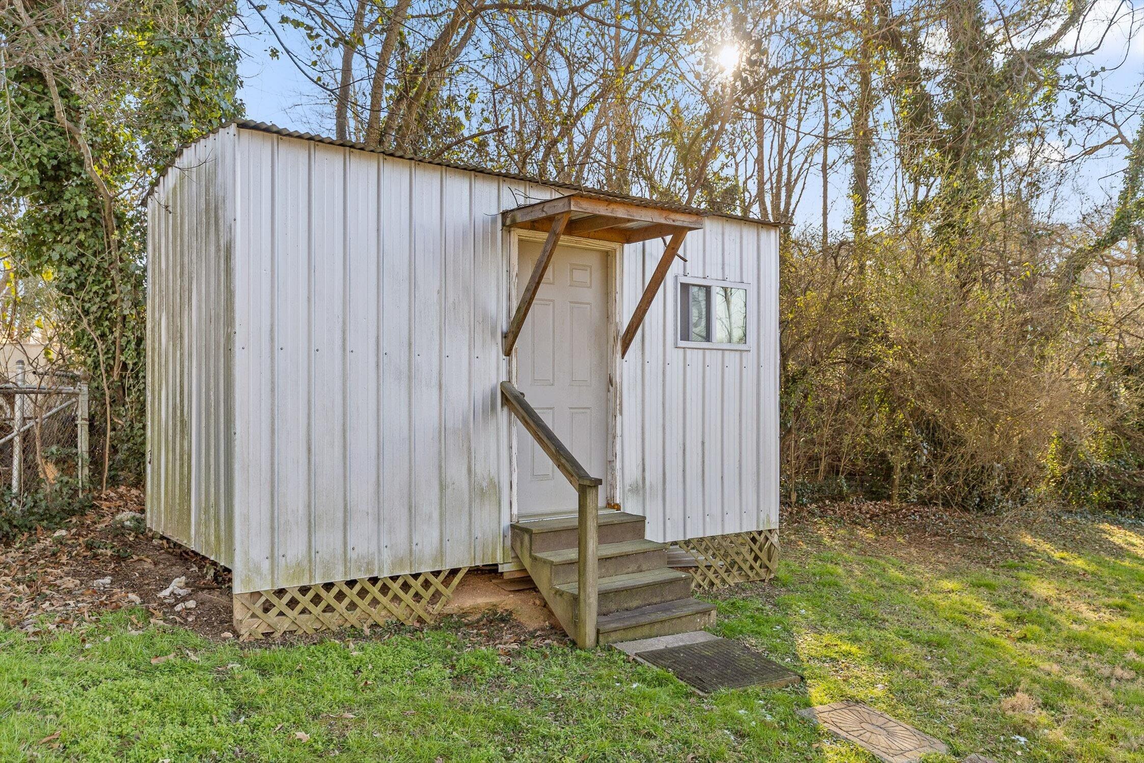 4120 Bonny Oaks Drive