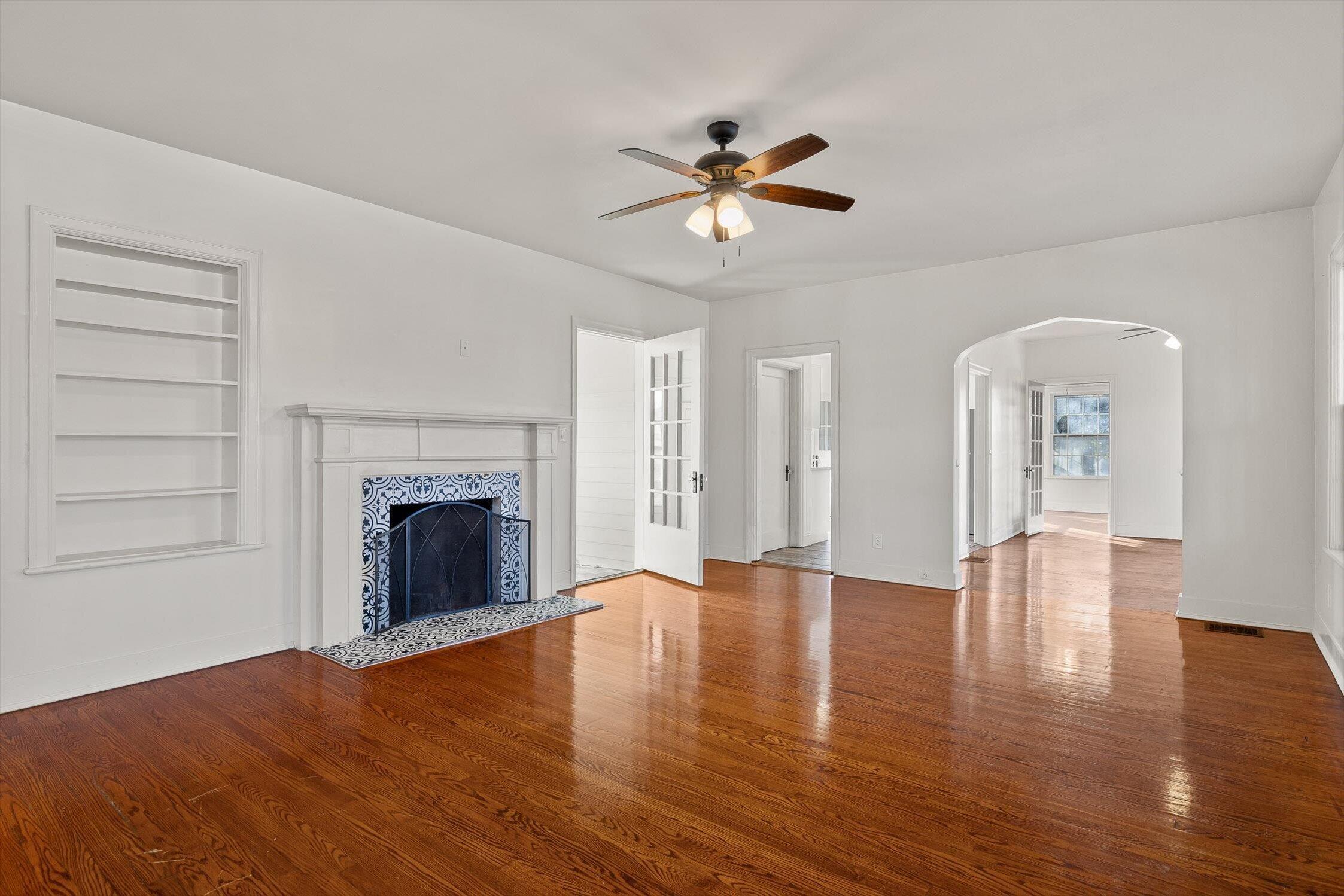 4120 Bonny Oaks Drive