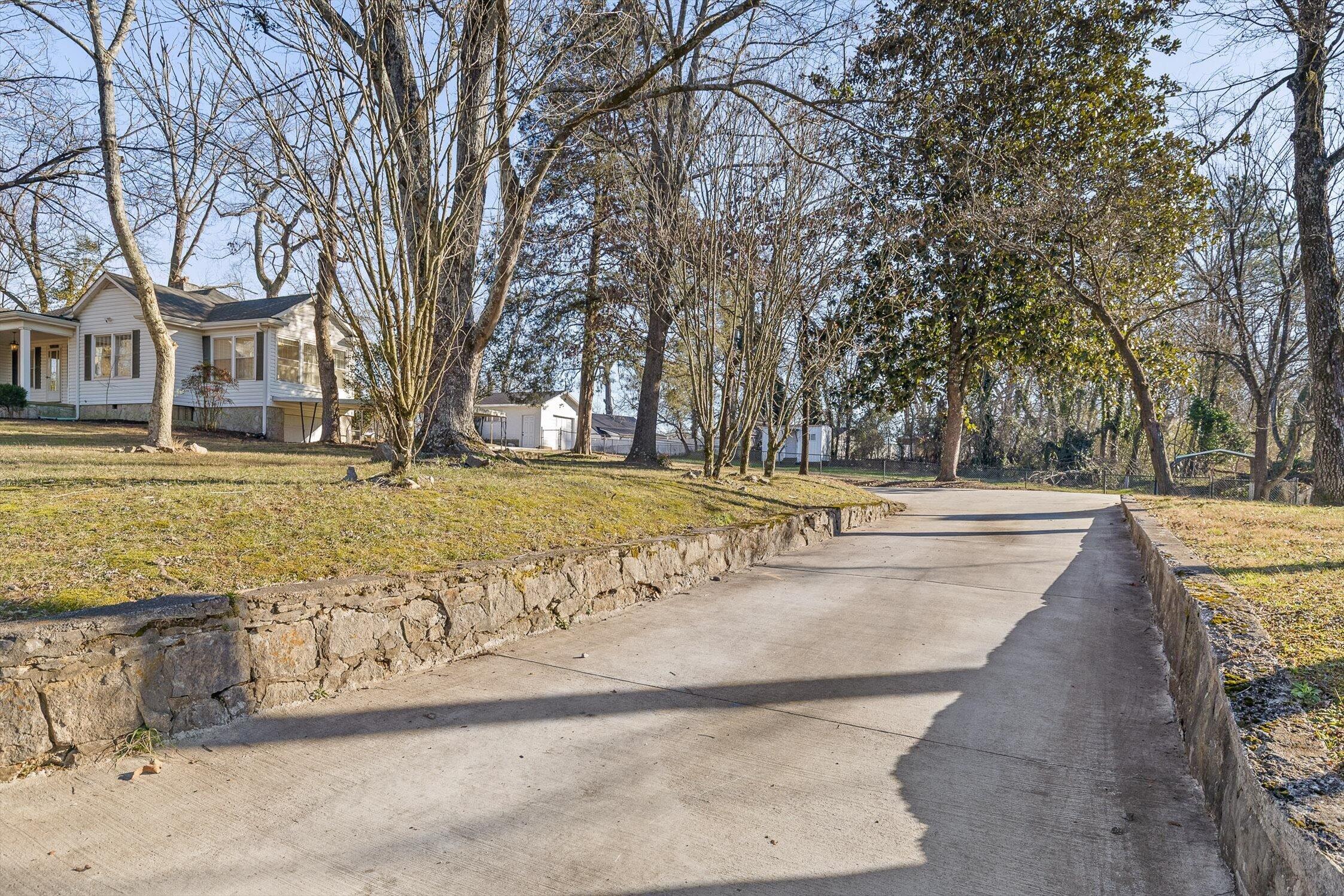 4120 Bonny Oaks Drive