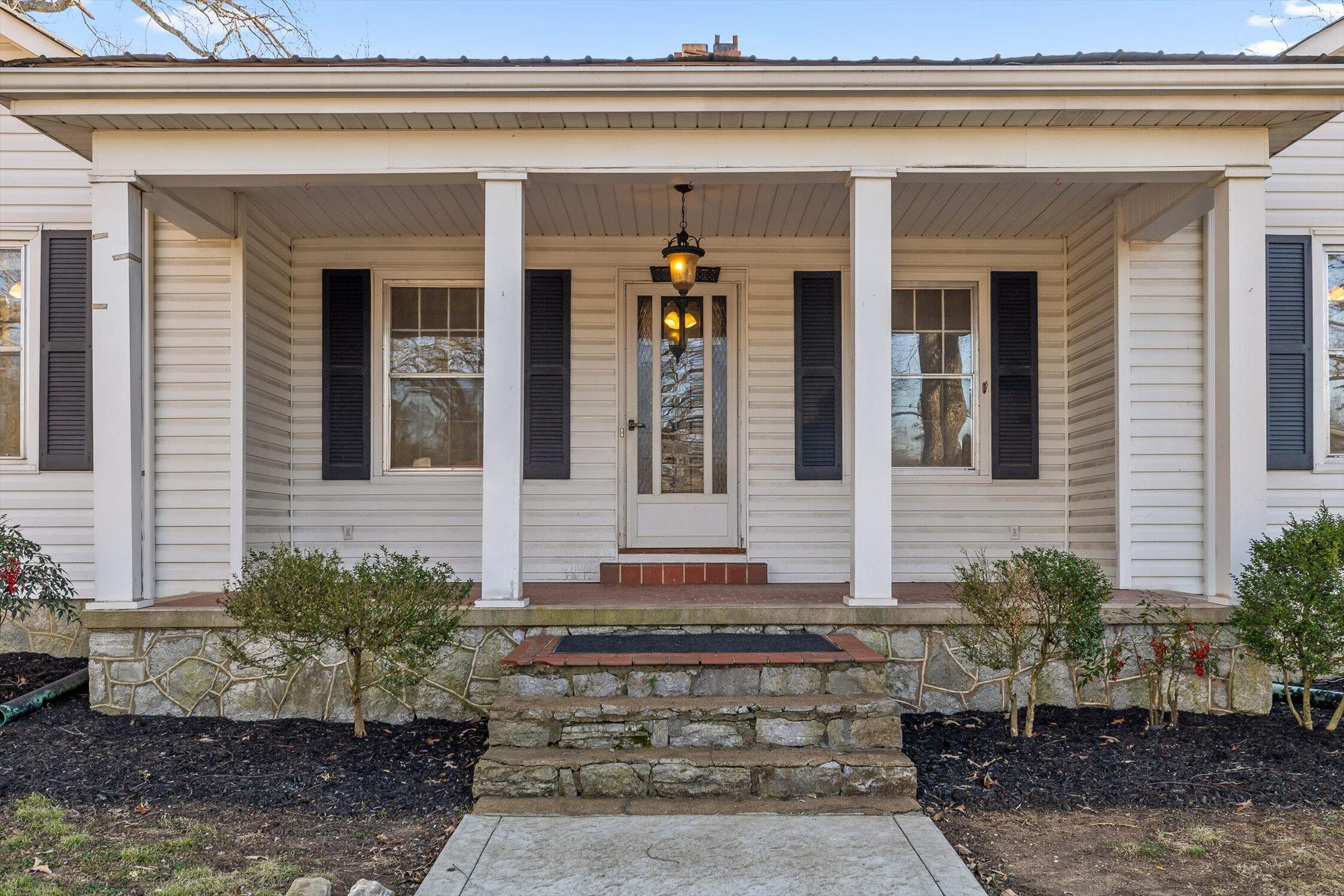 4120 Bonny Oaks Drive