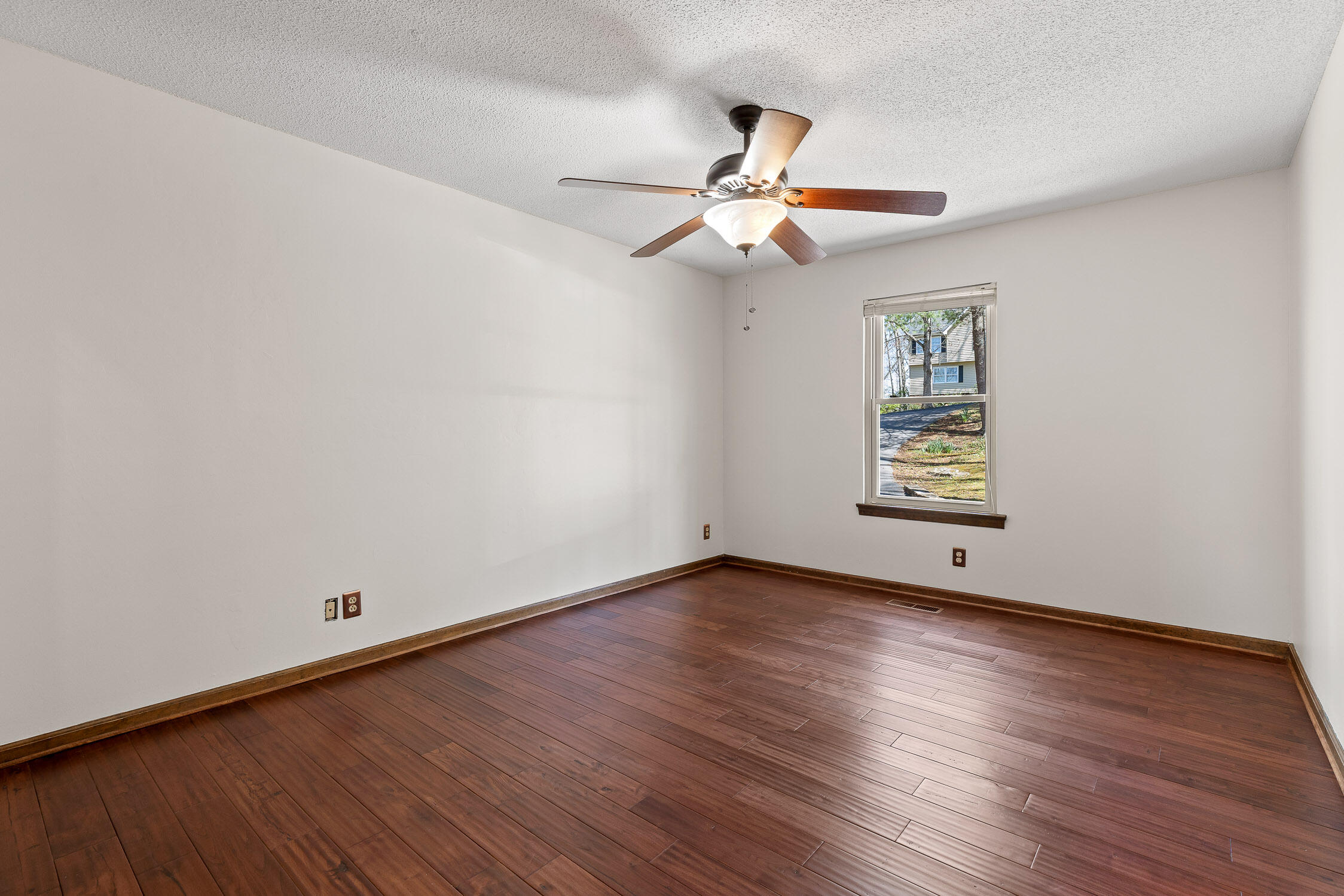 707 Windy Way