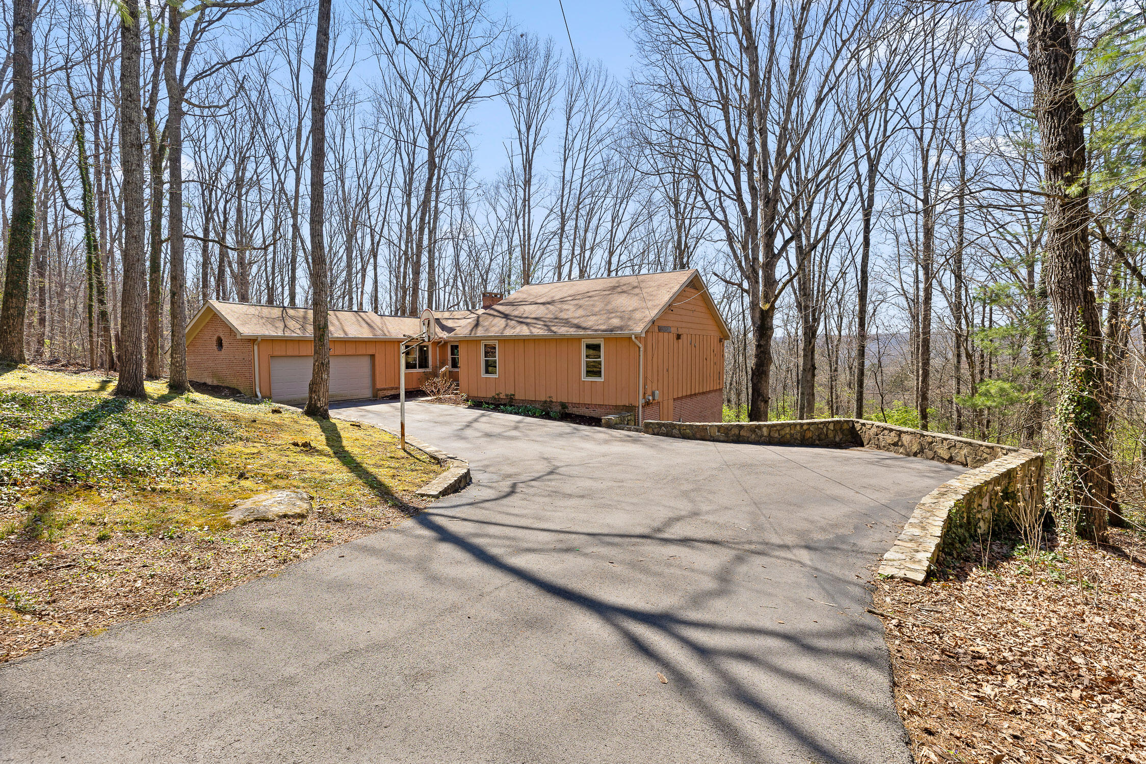 707 Windy Way