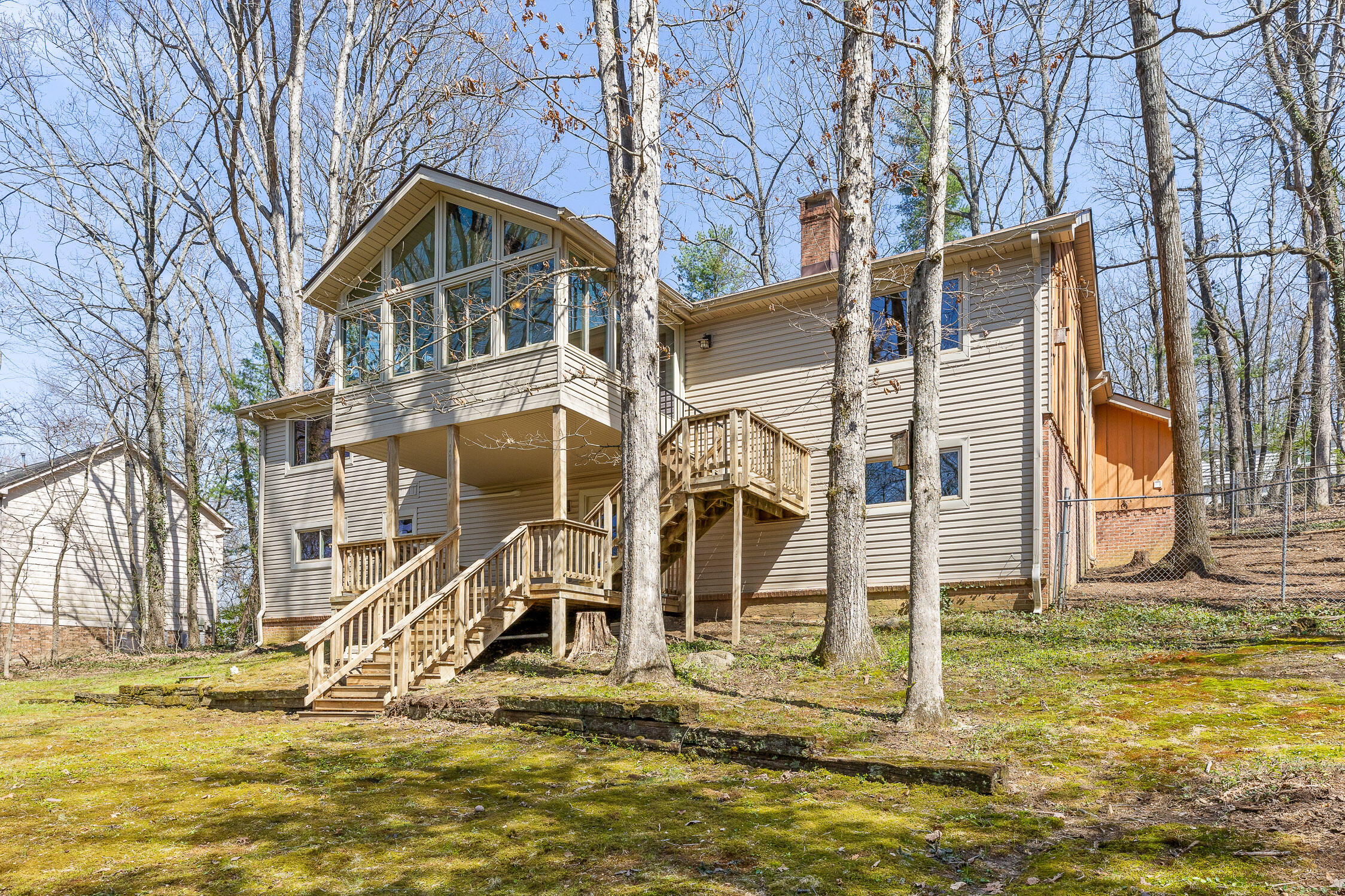 707 Windy Way