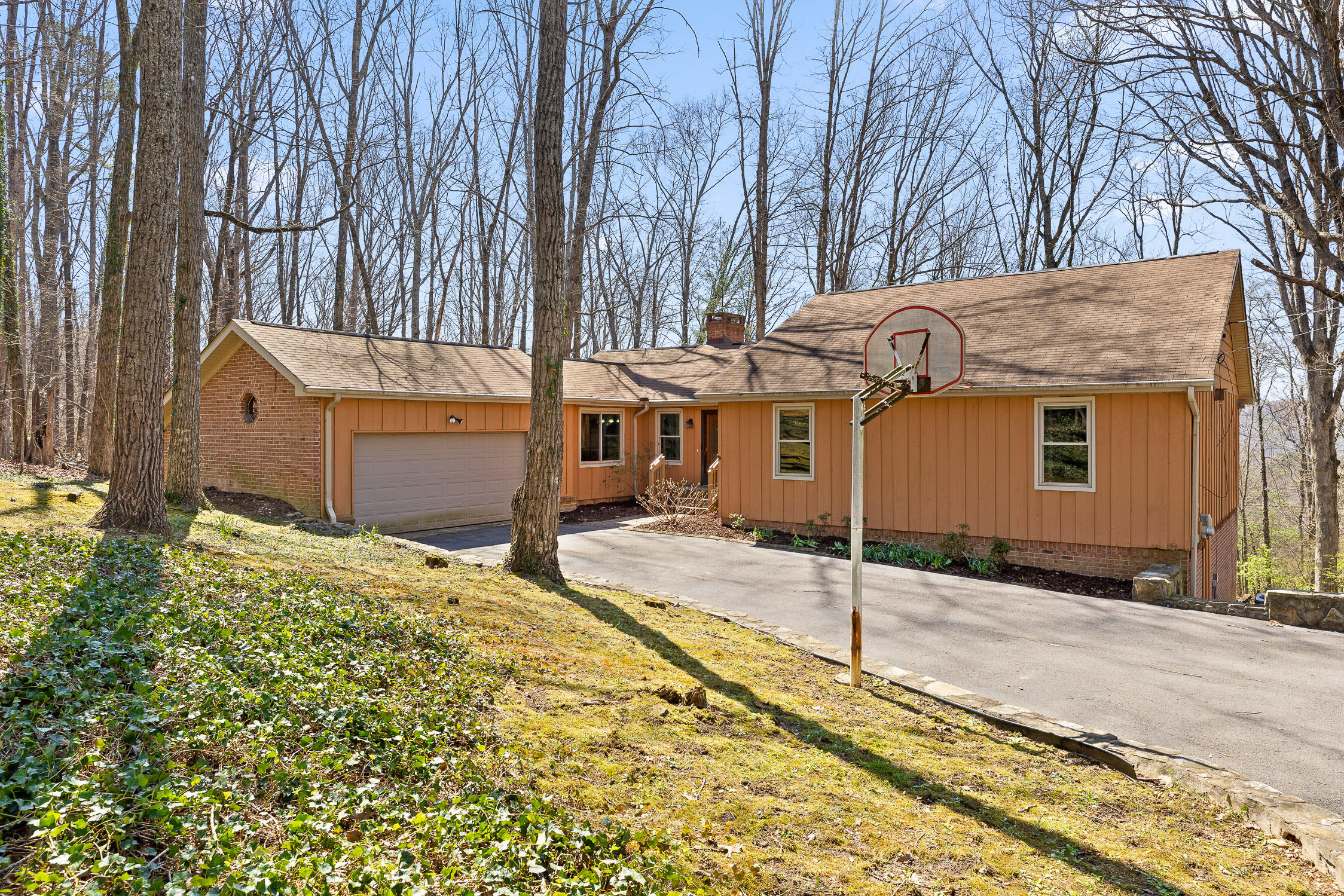 707 Windy Way