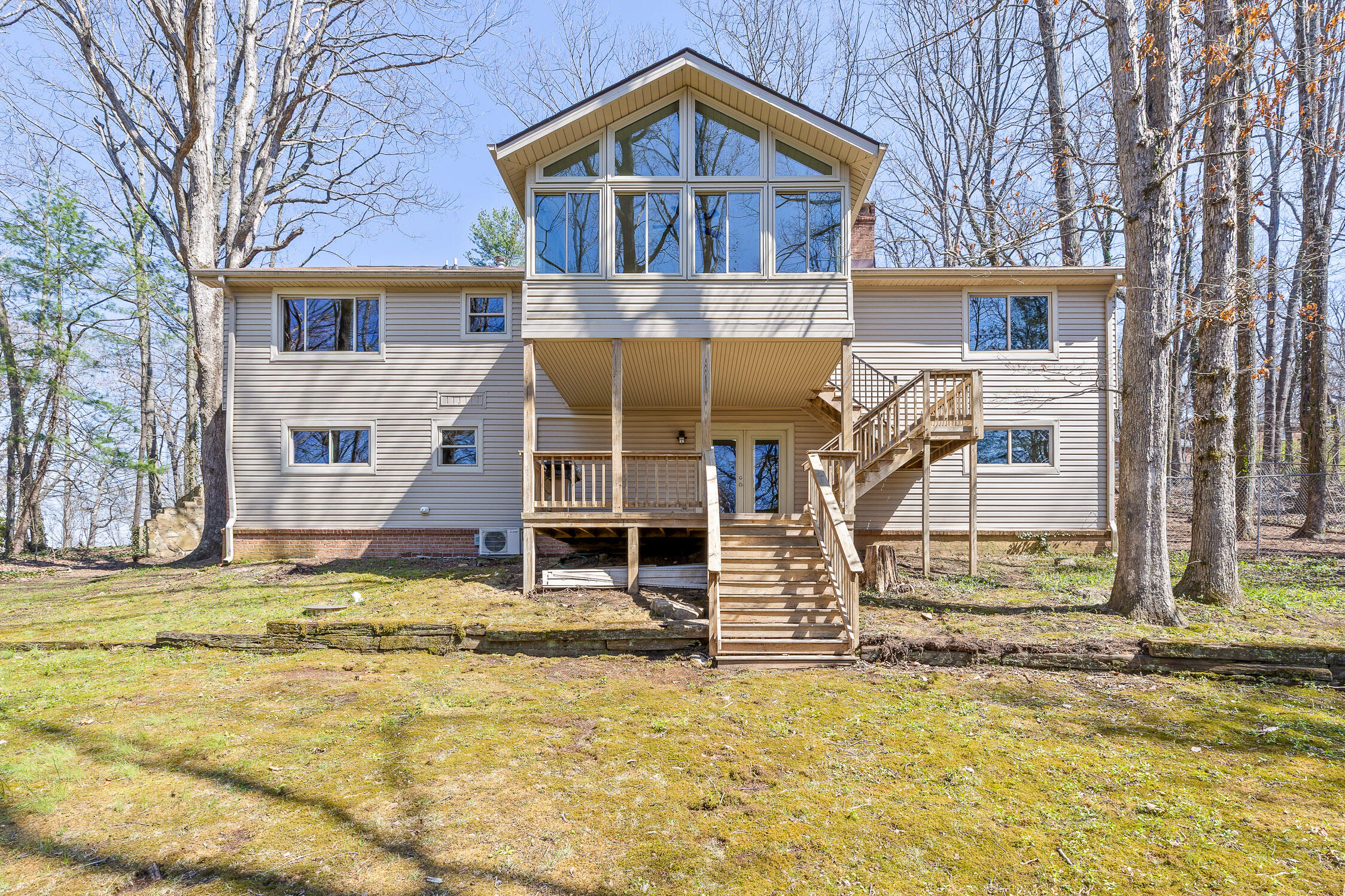 707 Windy Way