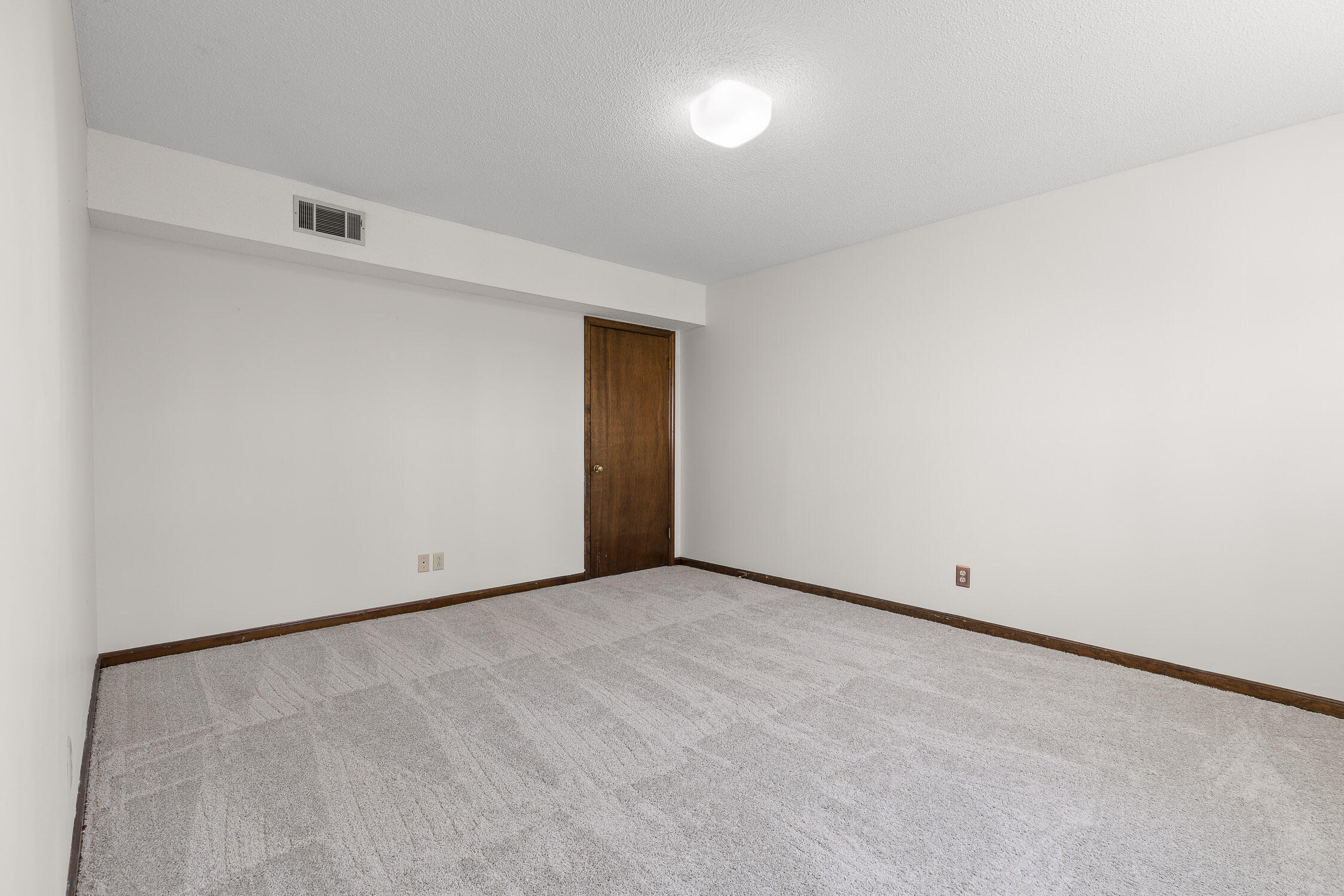 707 Windy Way