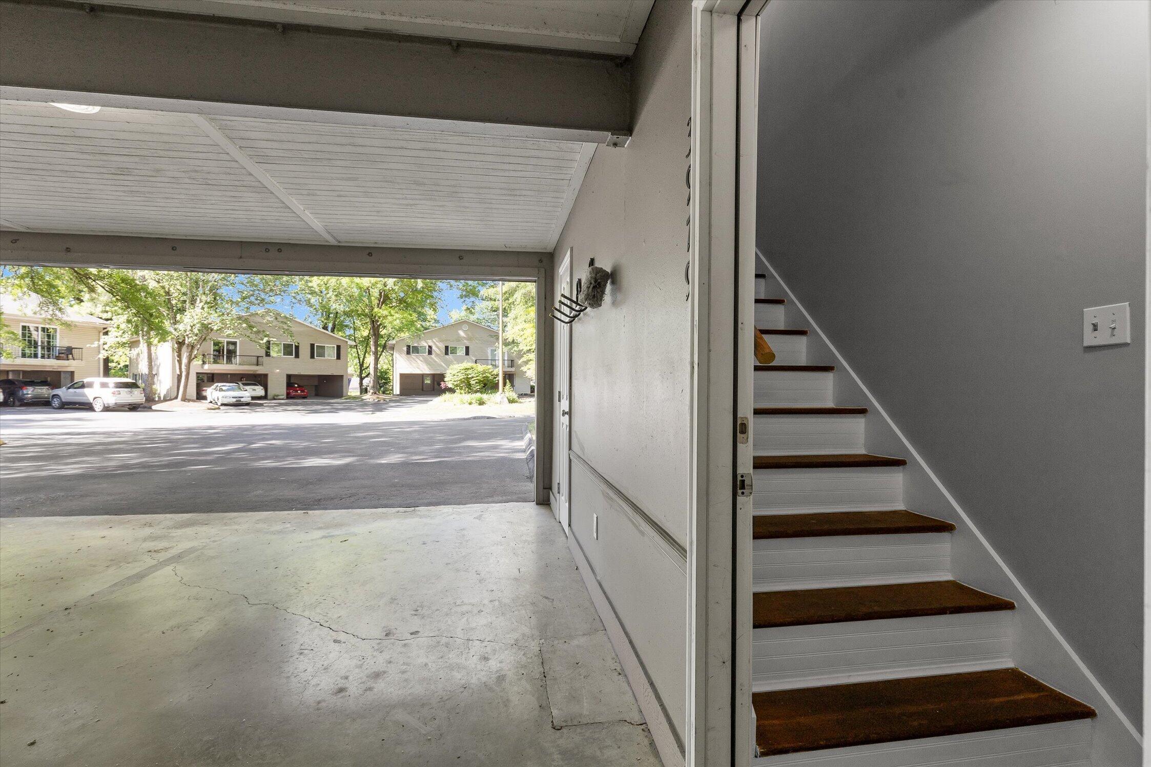 3979 N Quail Lane