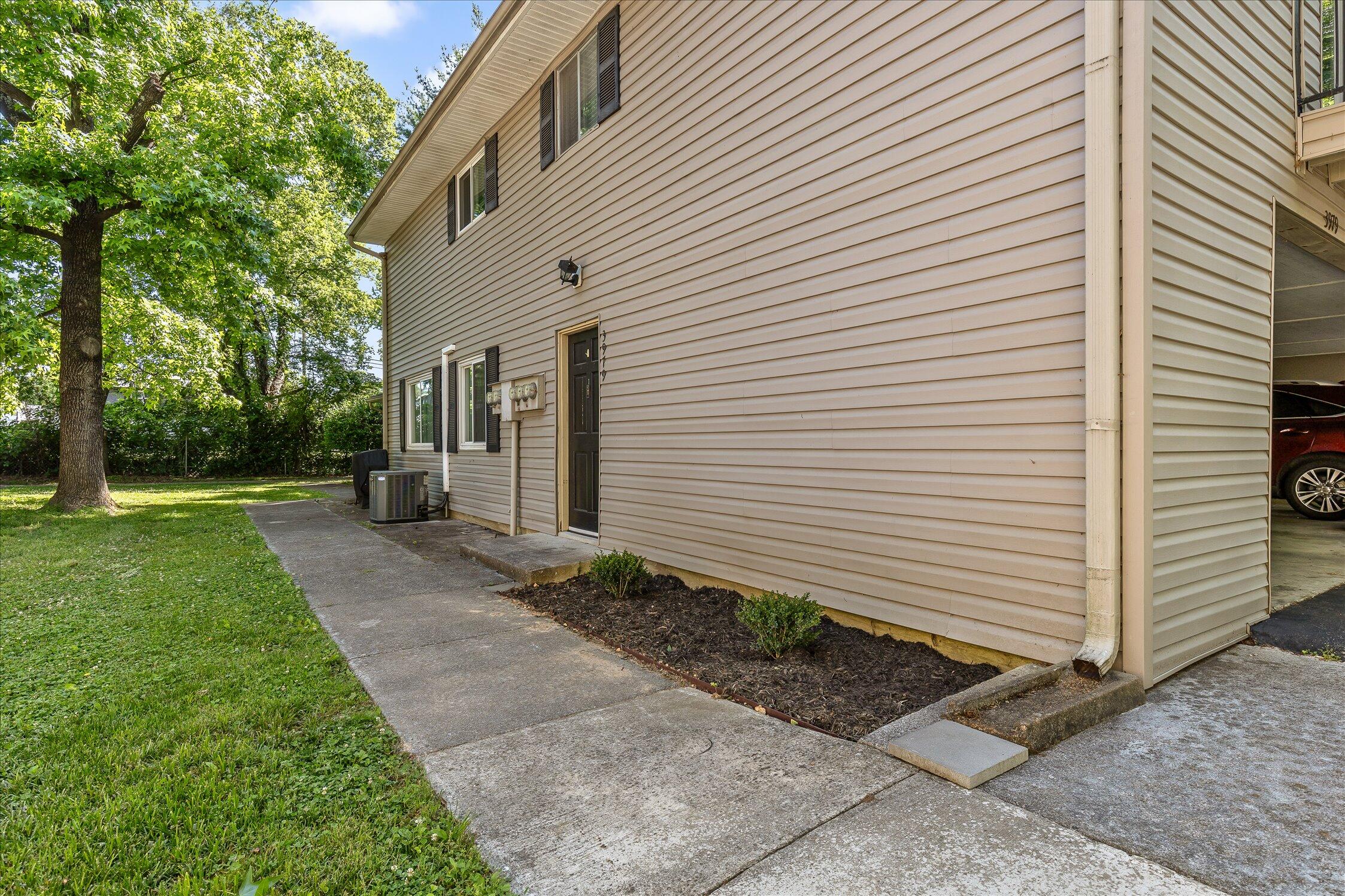 3979 N Quail Lane