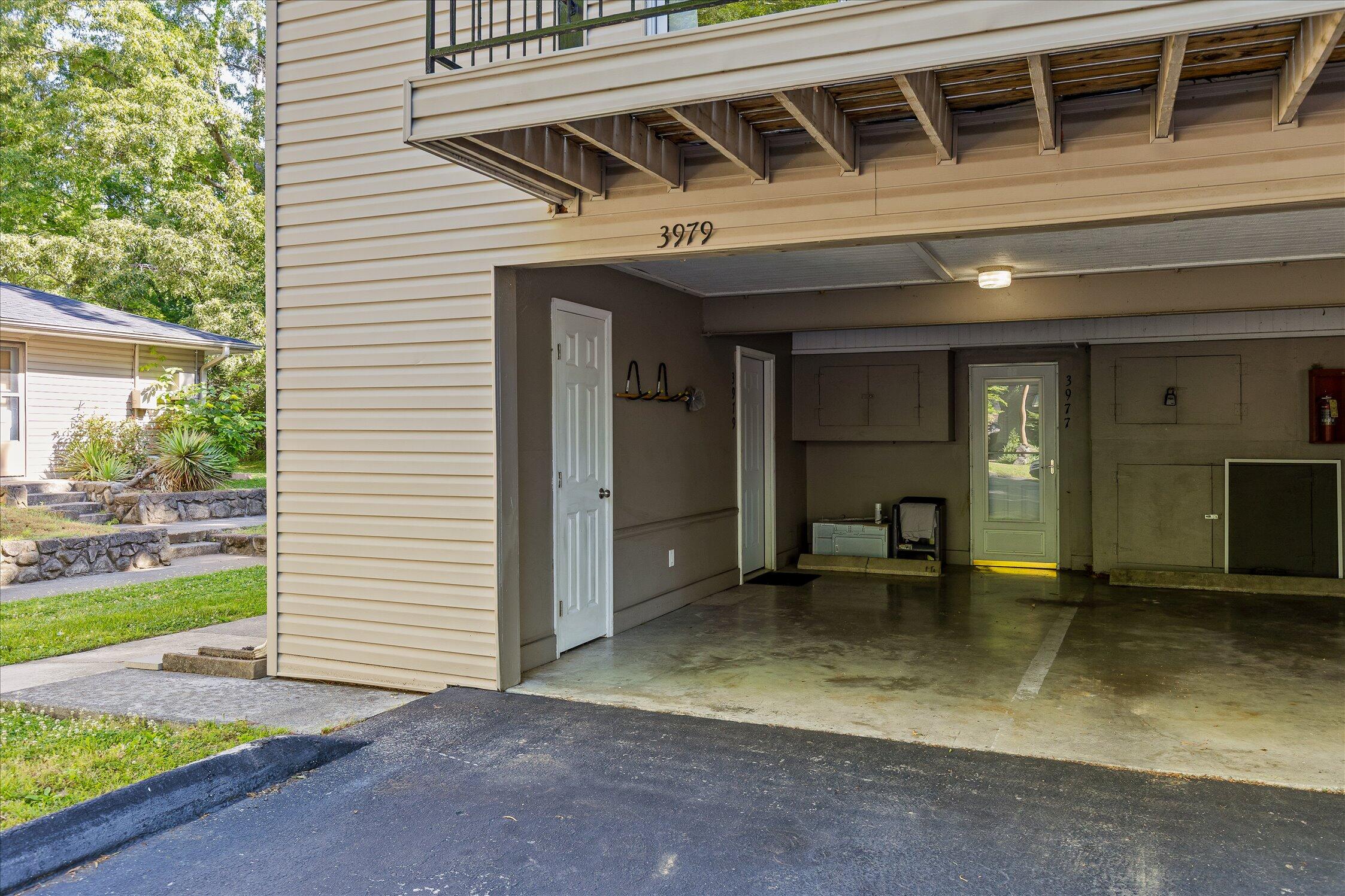 3979 N Quail Lane