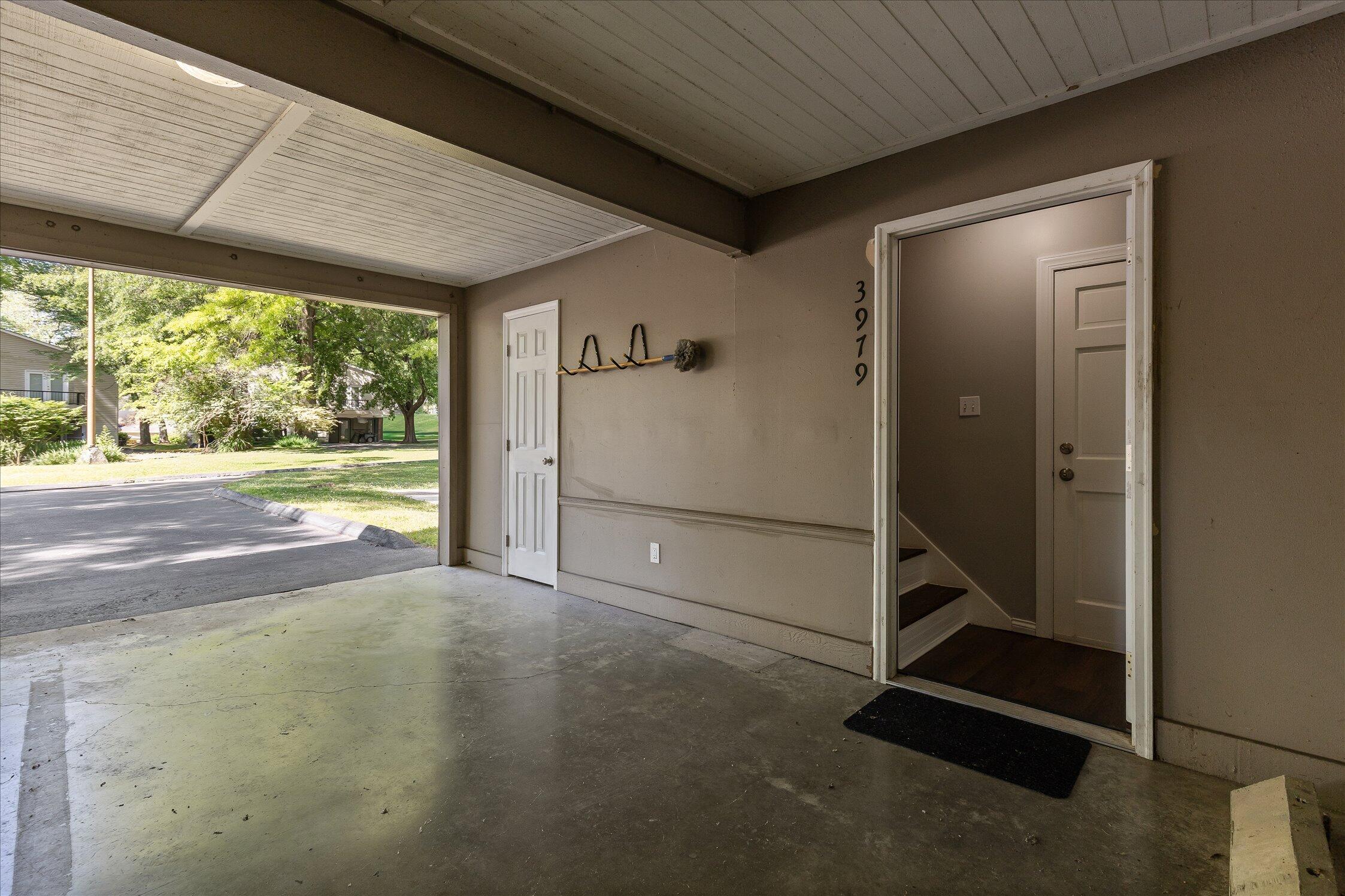 3979 N Quail Lane