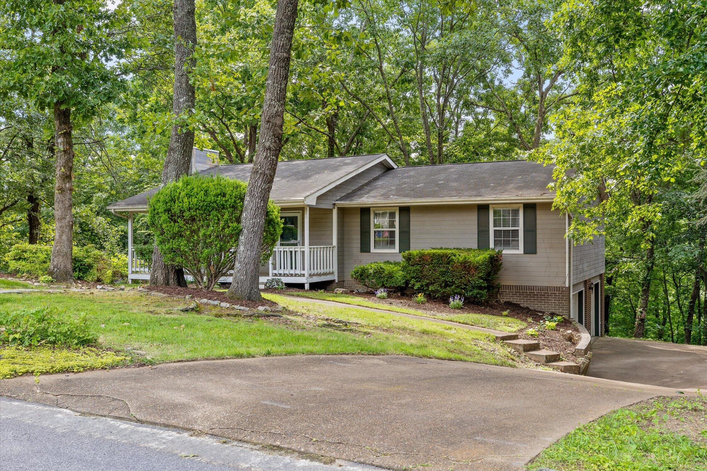 2304 Covey Lane