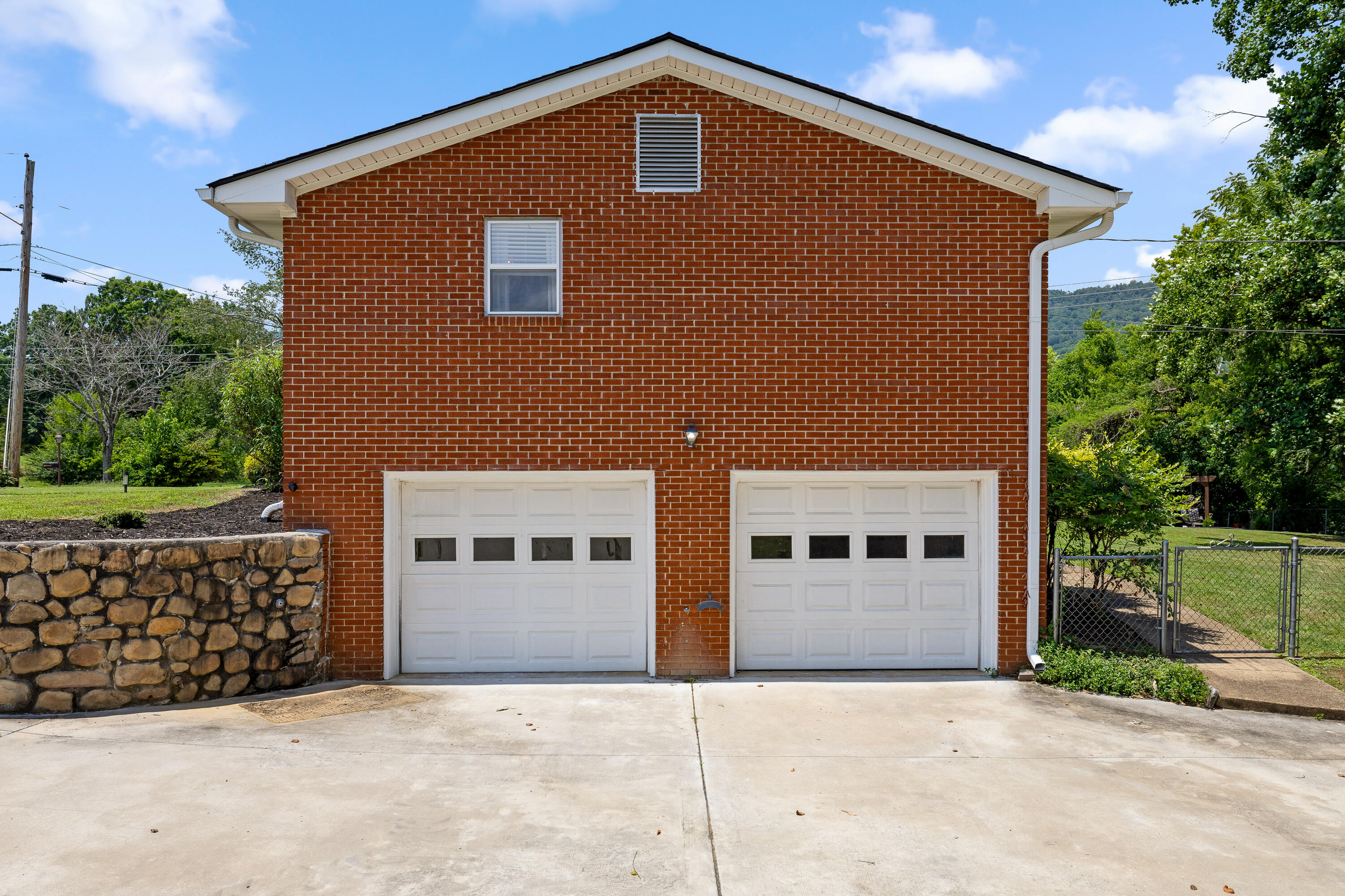 627 Valley Bridge Road