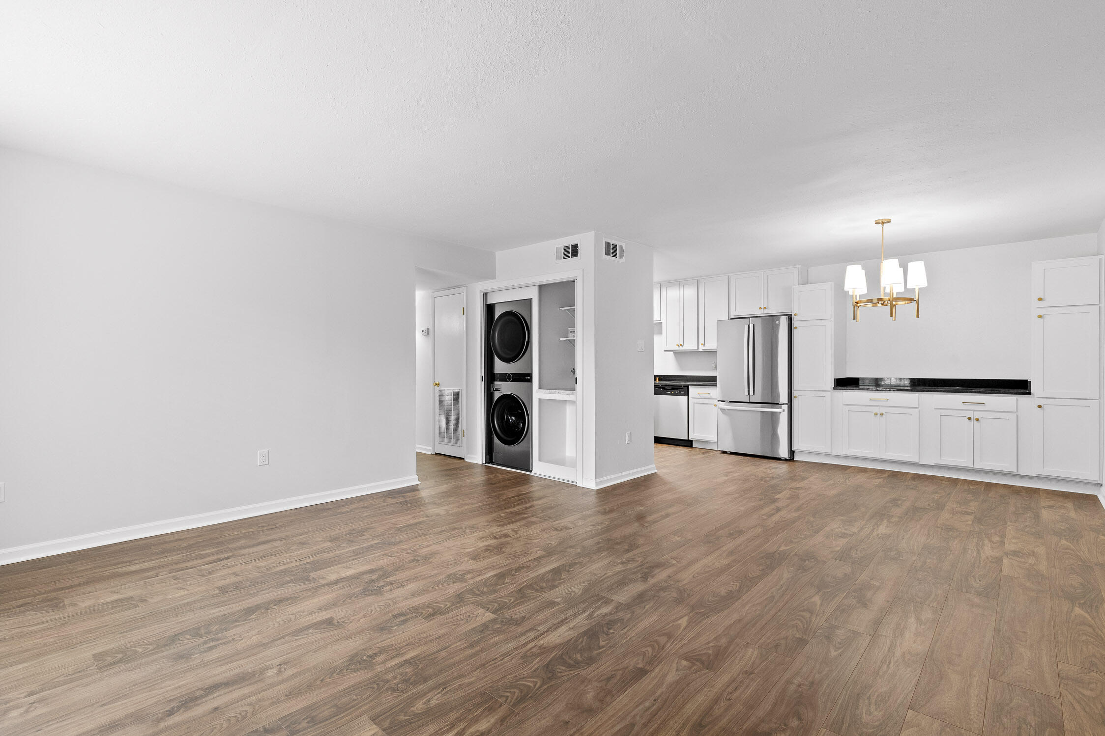900 Mountain Creek Road, P235