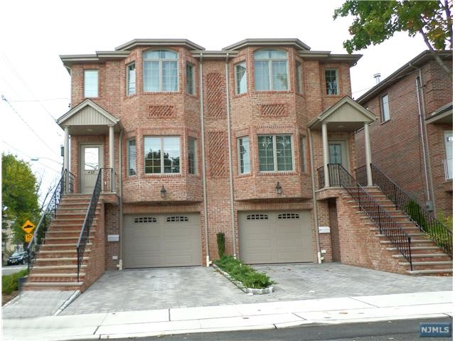 429 Nelson Avenue