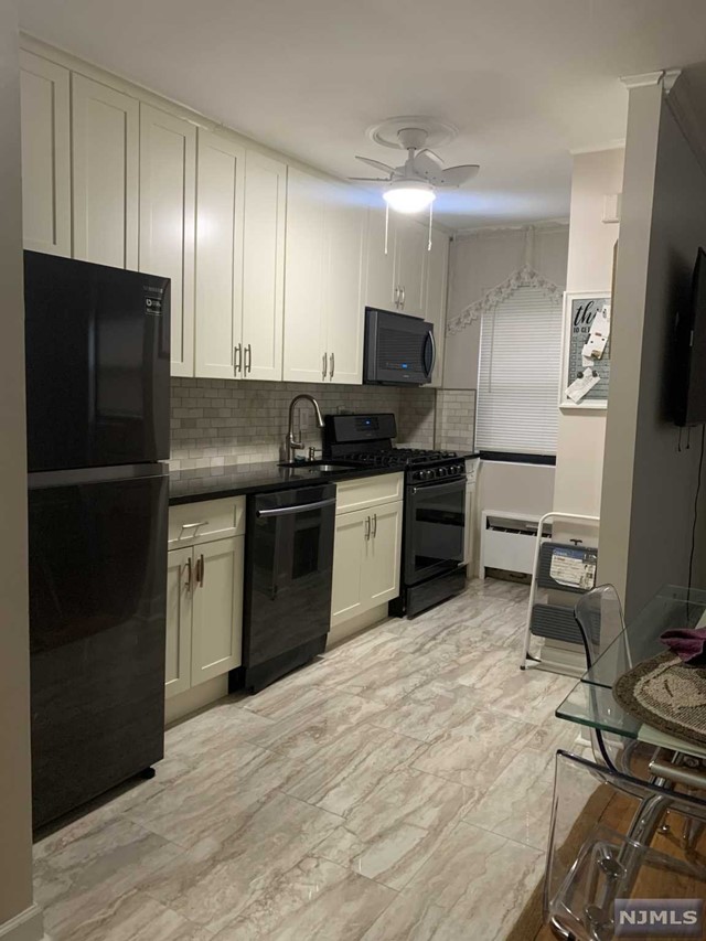 3030 Edwin Avenue 3G