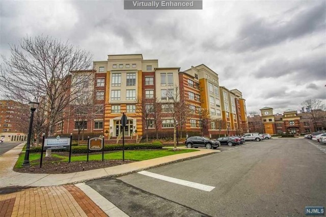 26 Ave At Port Imperial 435