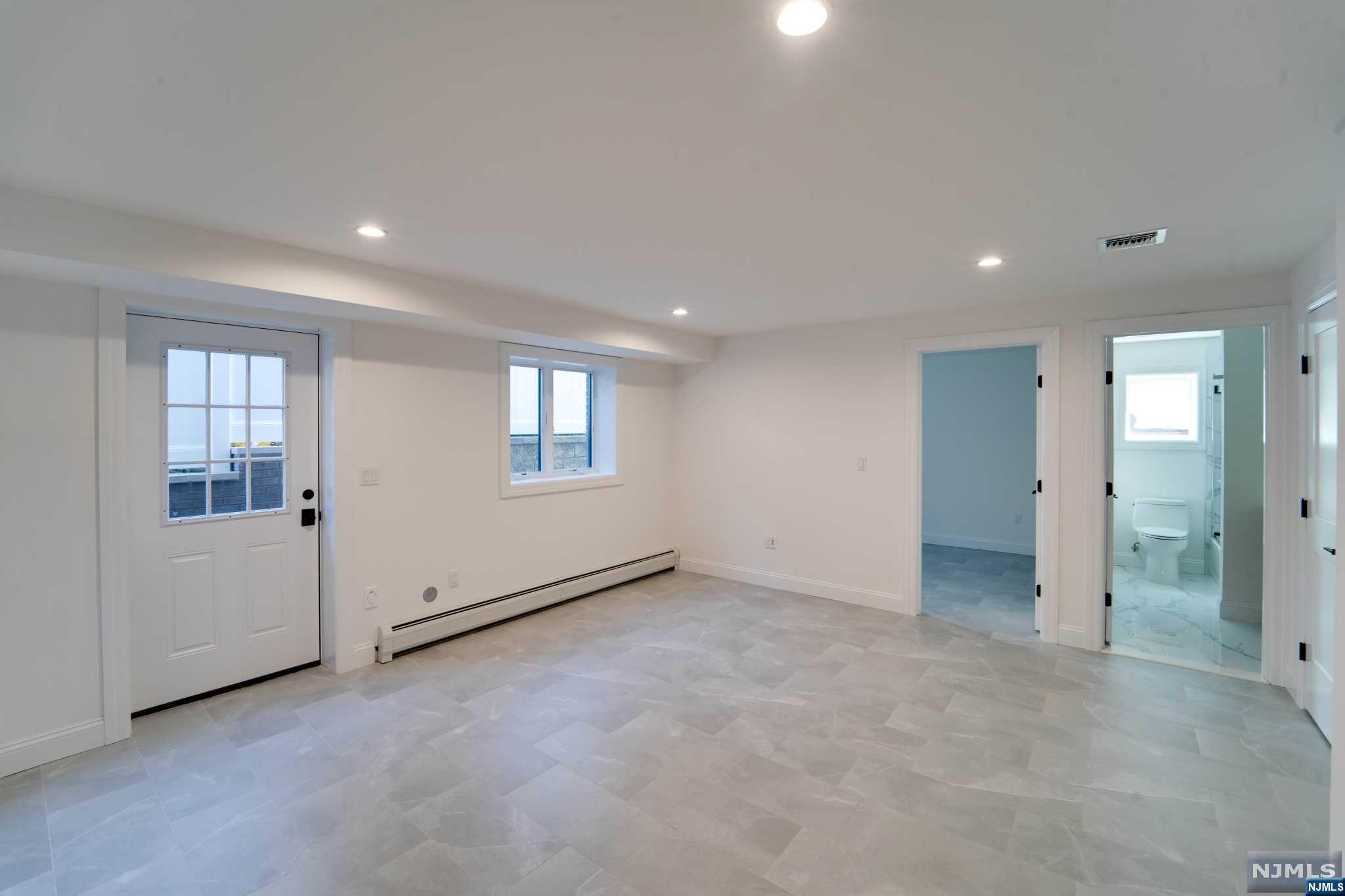 462 6th Street A