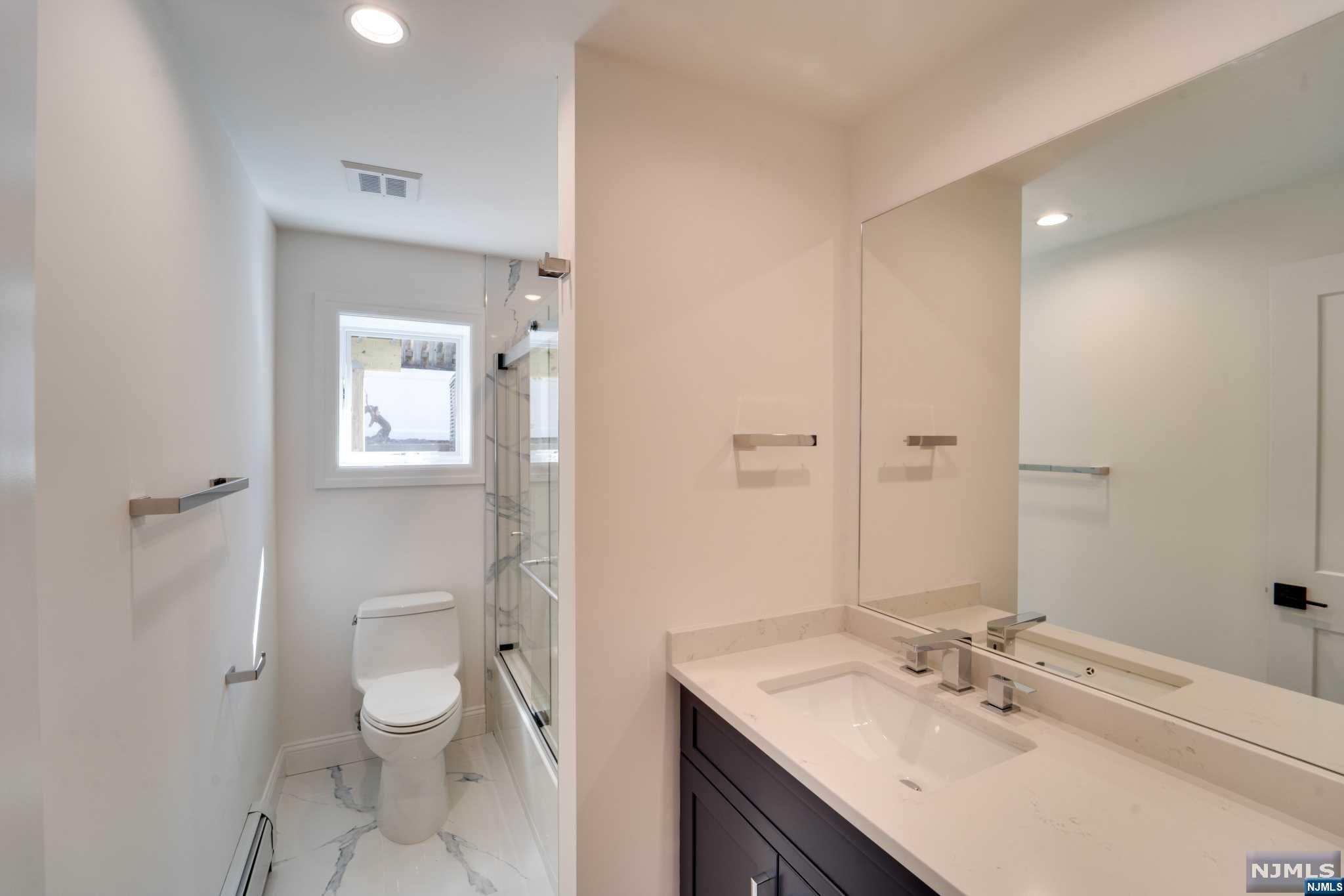 462 6th Street A