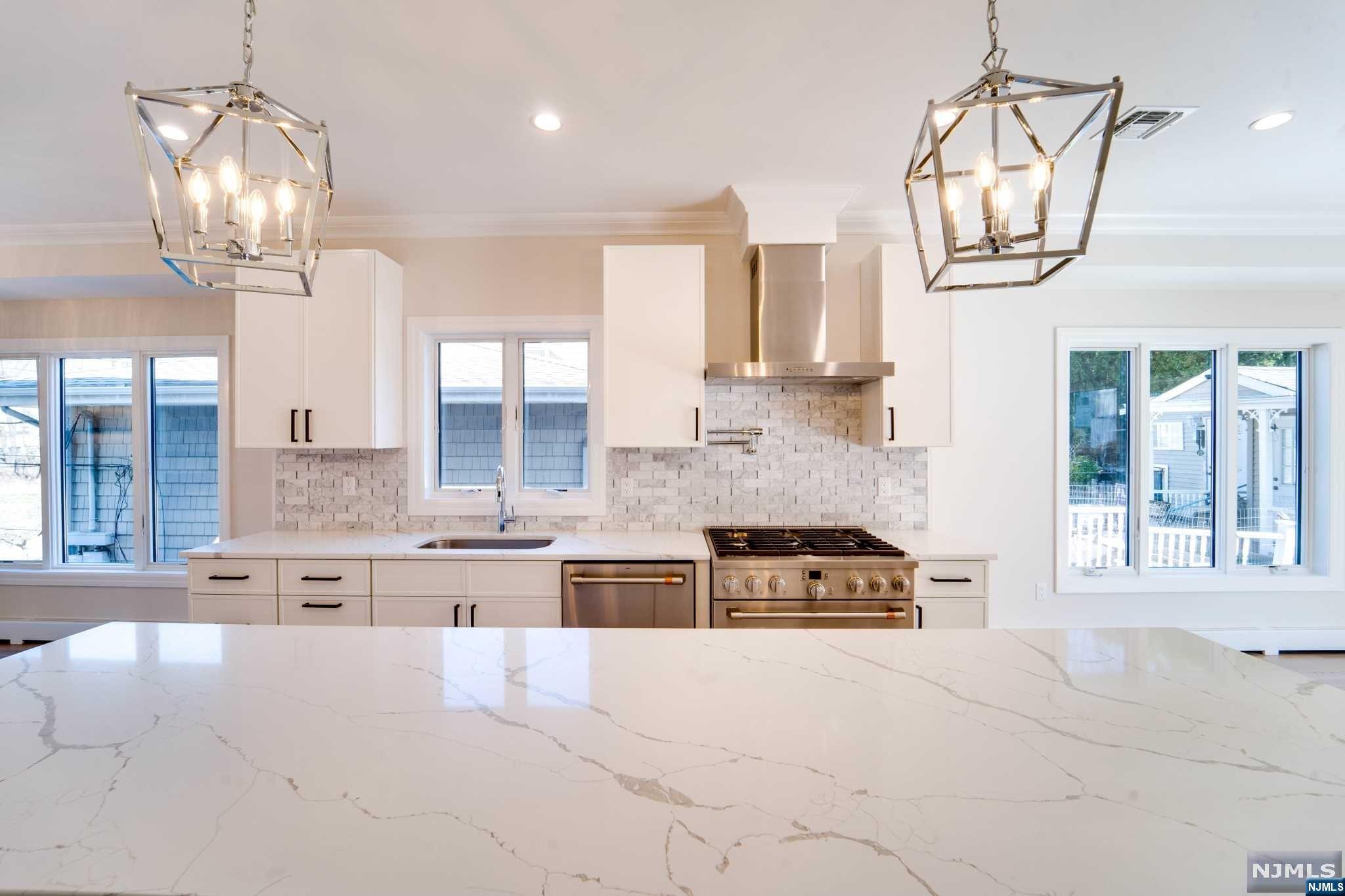 462 6th Street A