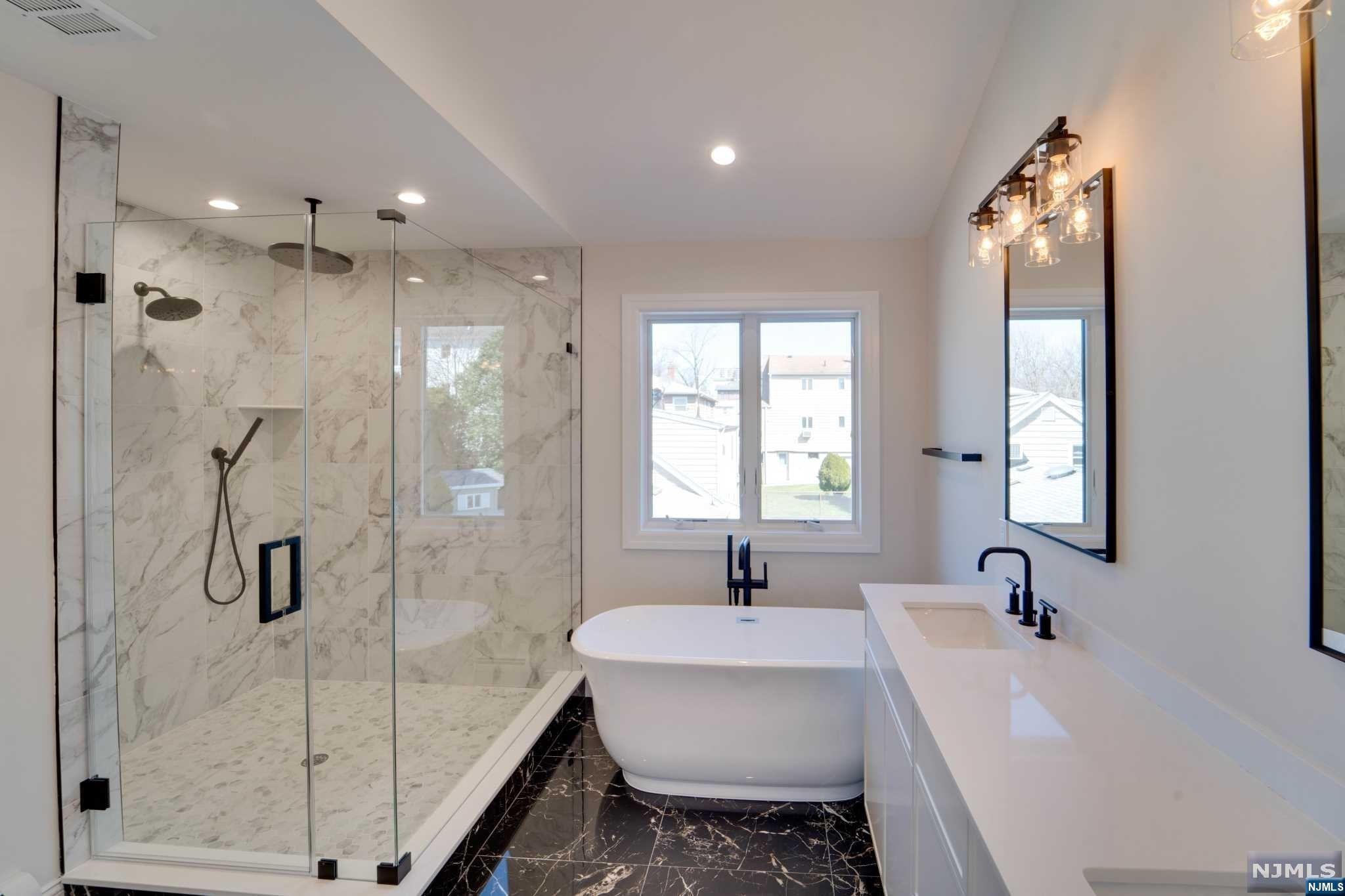 462 6th Street A