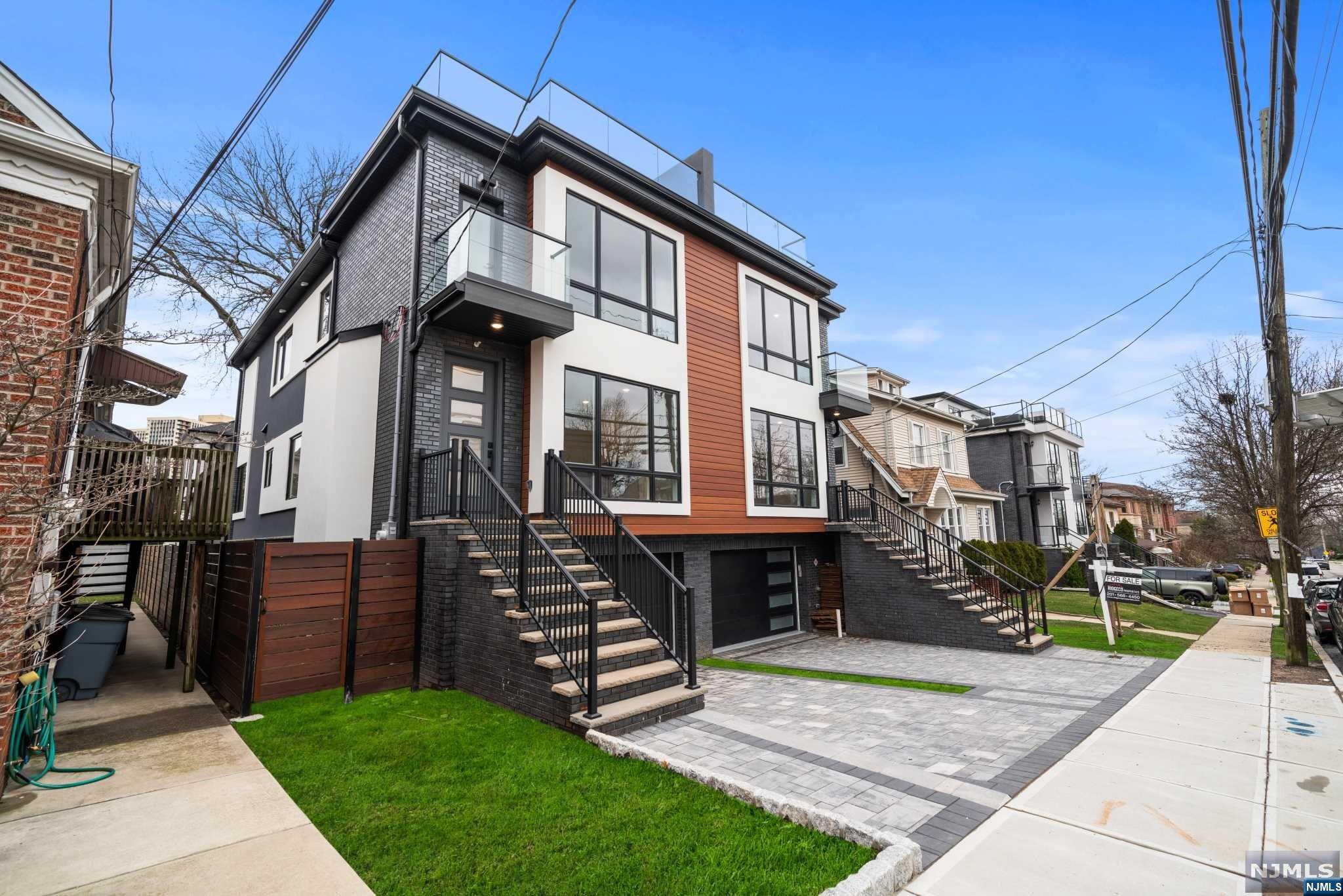 83 Crescent Avenue A