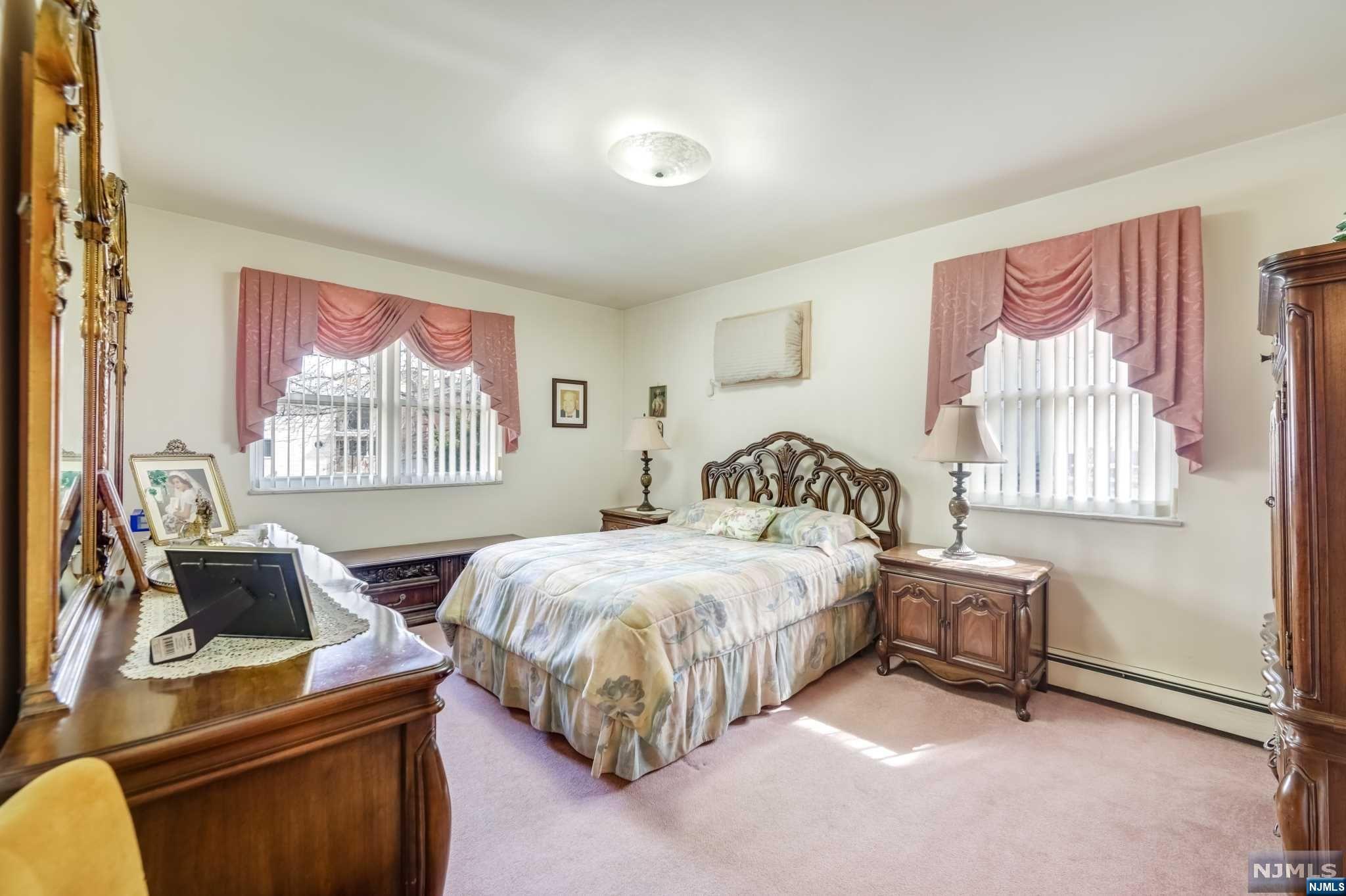 470 Palisades Boulevard
