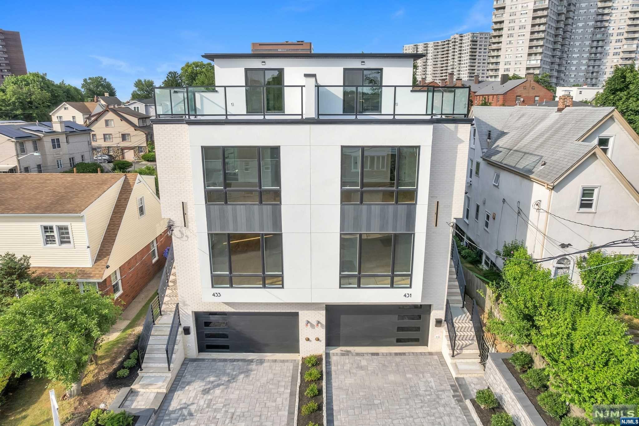 431 Catherine Street