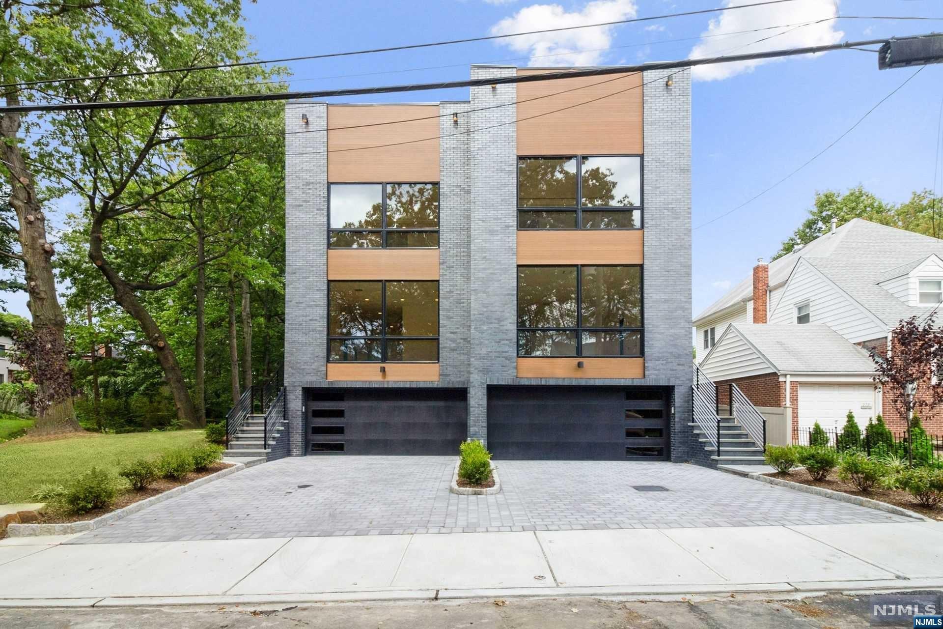 285 Slocum Way