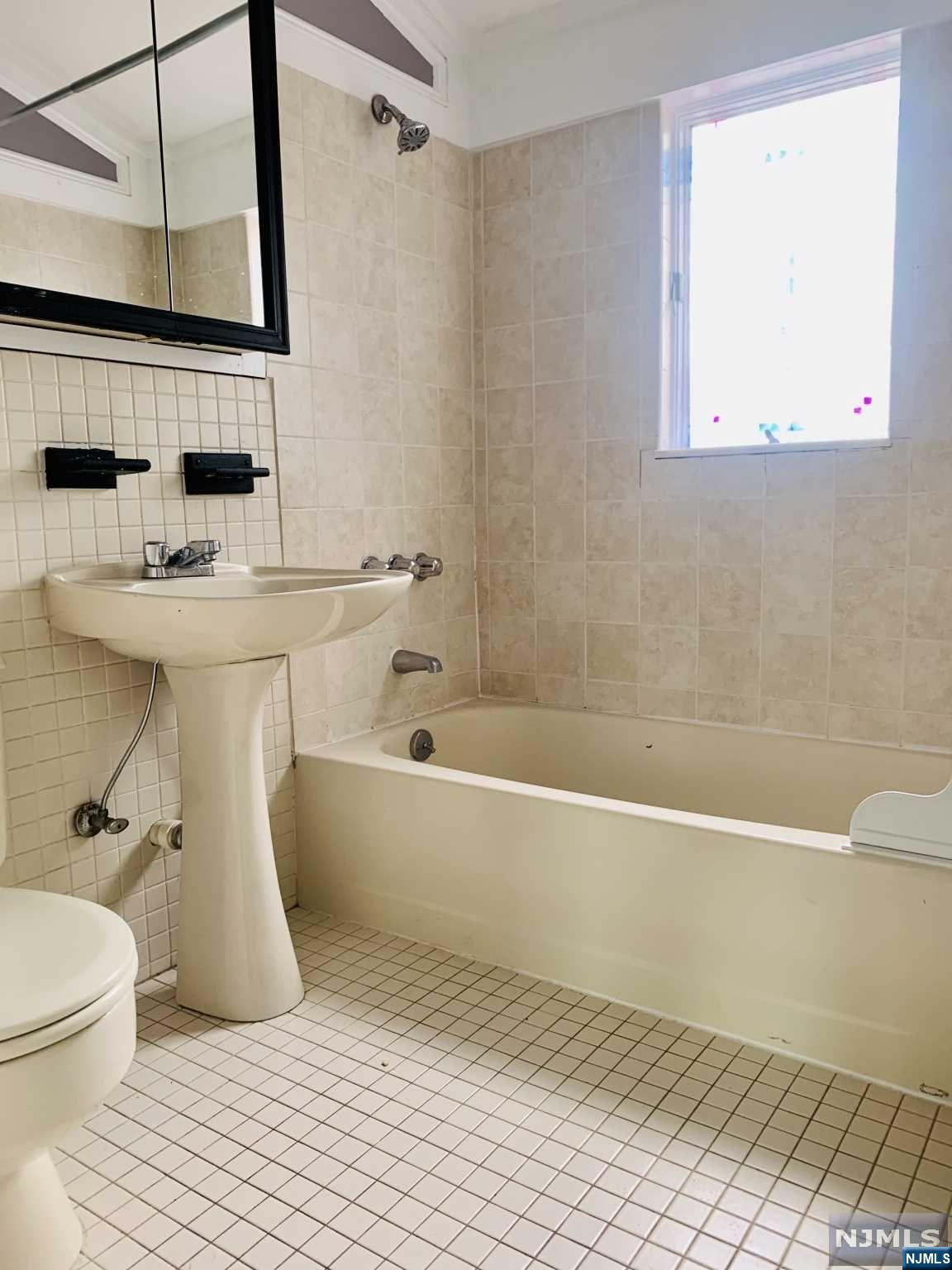 264 S Lanza Court