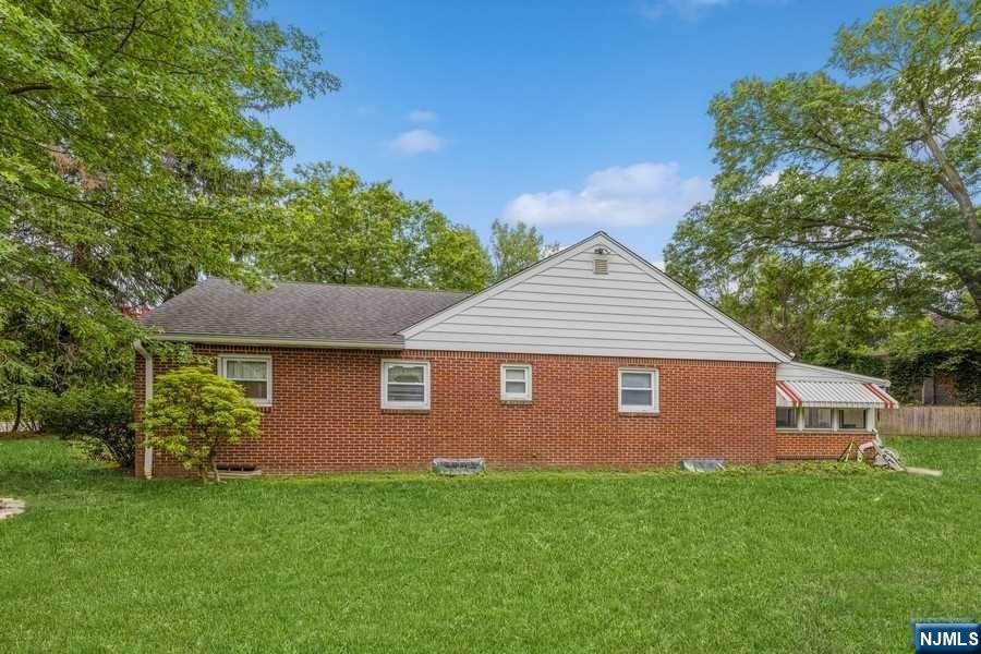 187 Saddle River Road