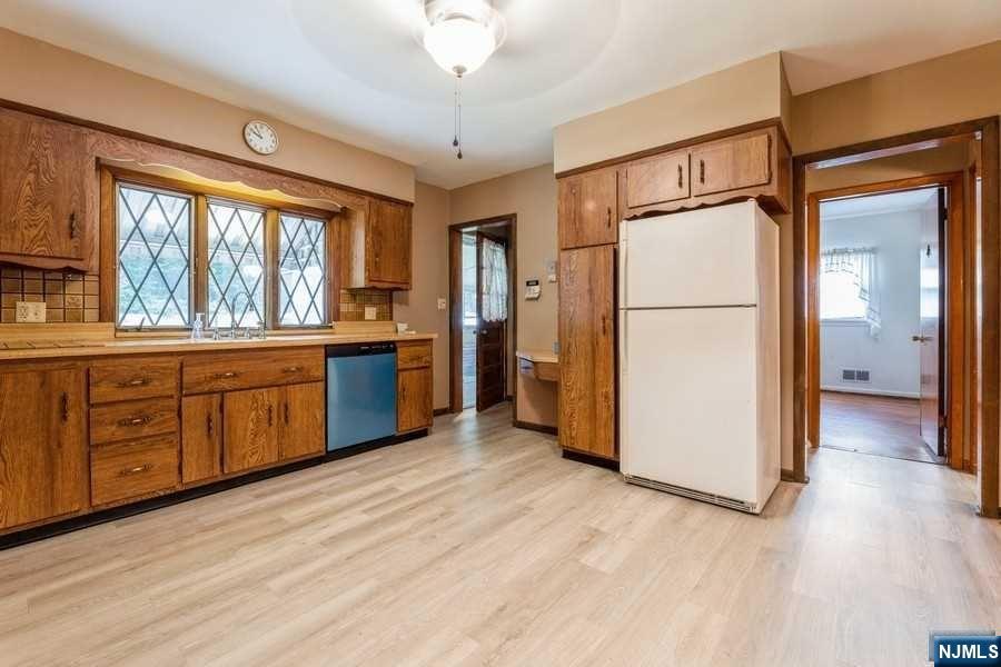 187 Saddle River Road