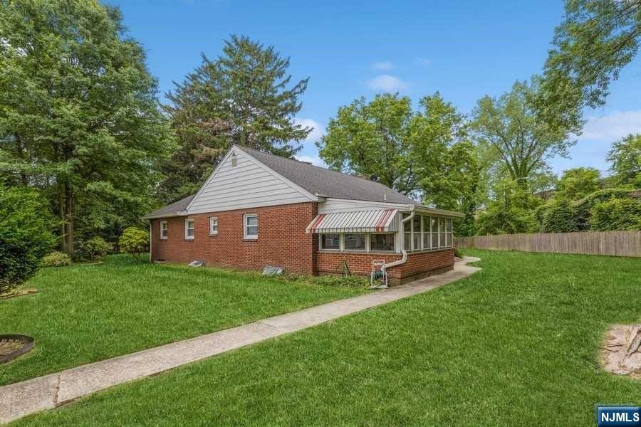 187 Saddle River Road