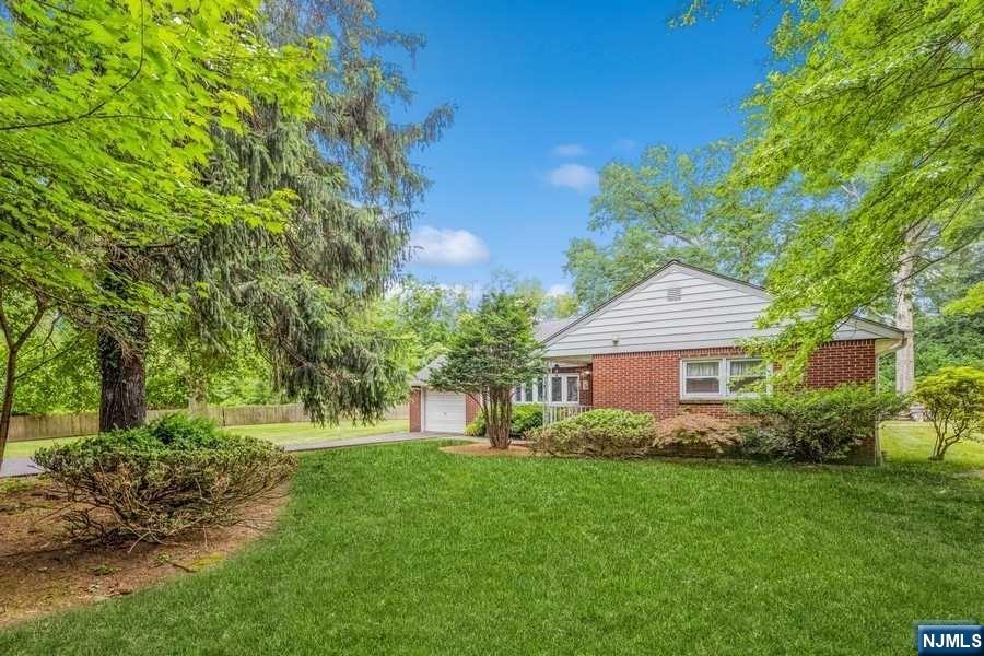 187 Saddle River Road